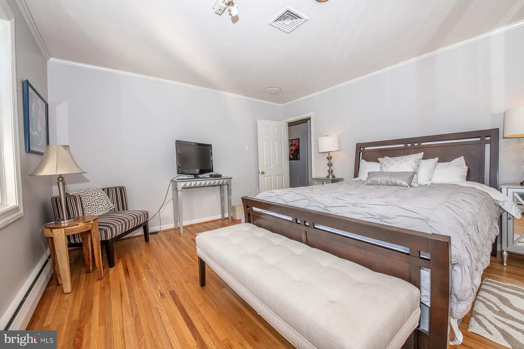 ELKINS PARK - Residential