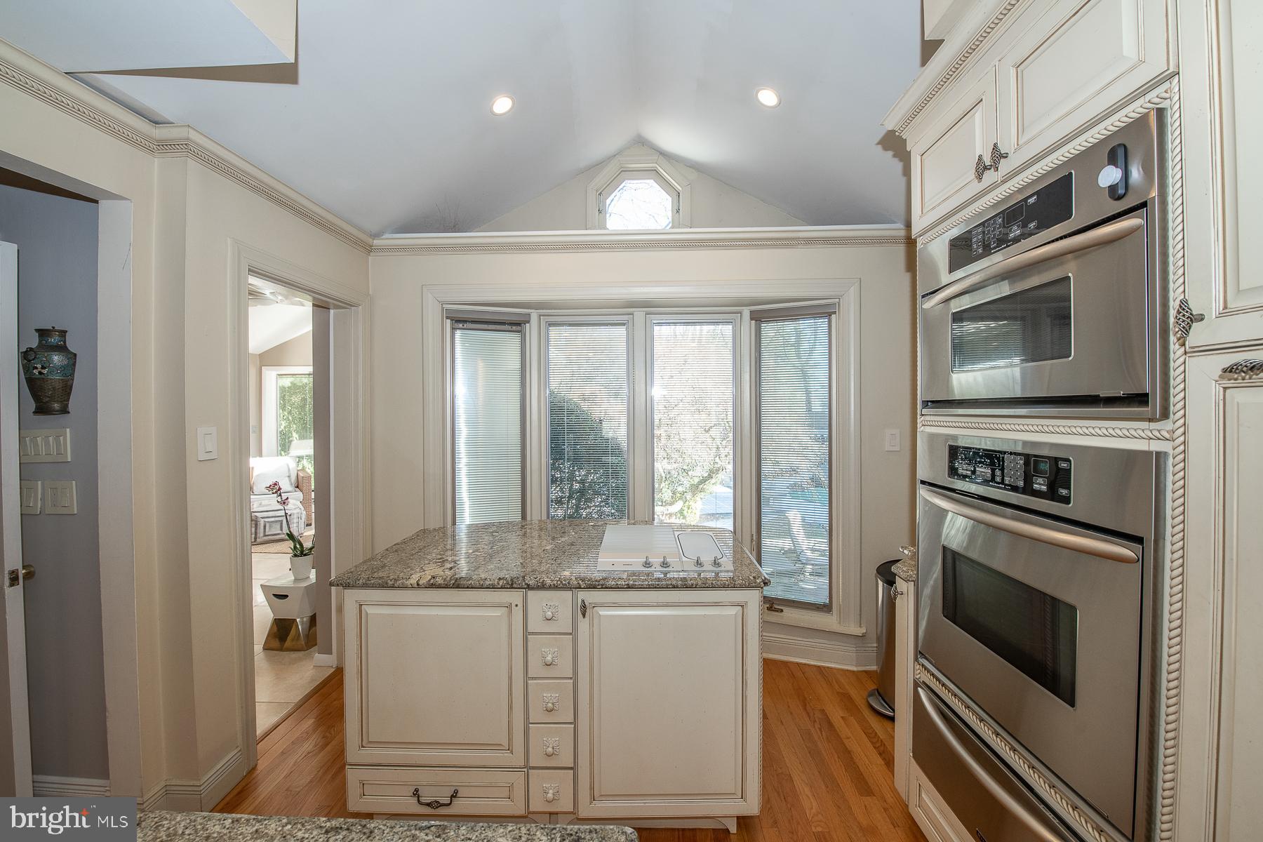 ELKINS PARK - Residential