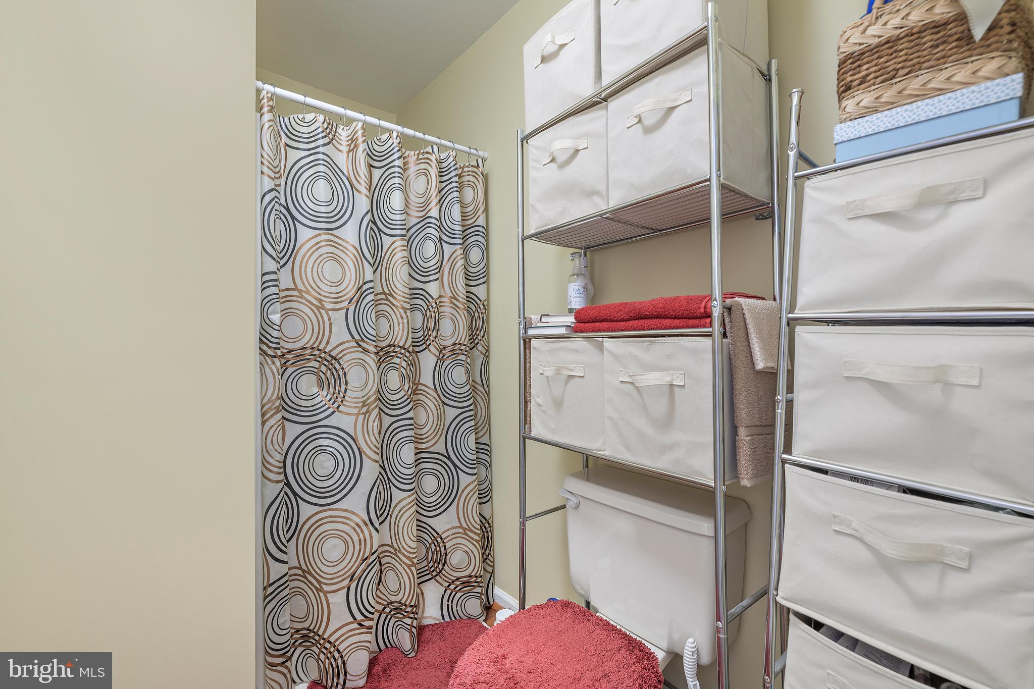 CHESTER GROVE APARTMENTS - Residential