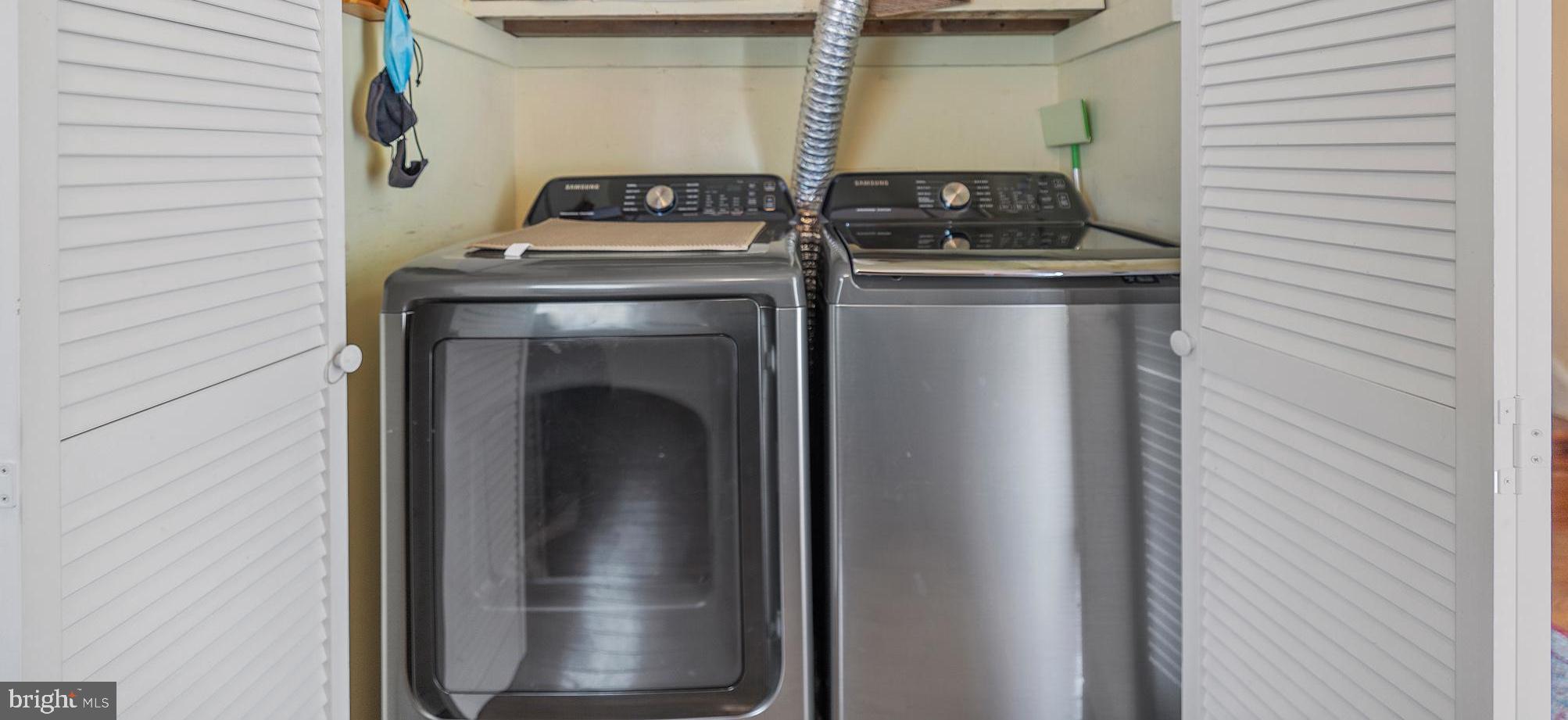 CHESTER GROVE APARTMENTS - Residential