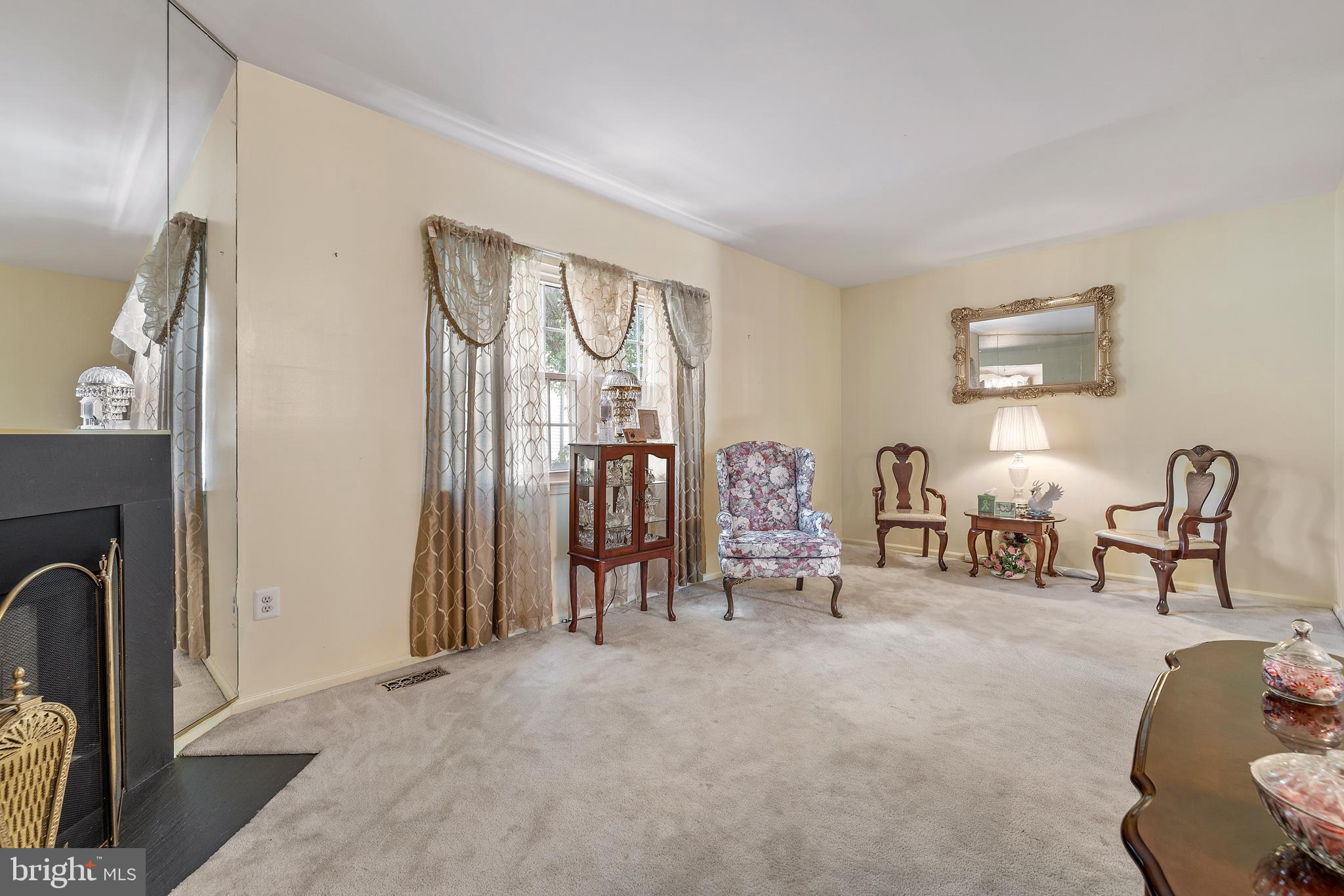 CHESTER GROVE APARTMENTS - Residential