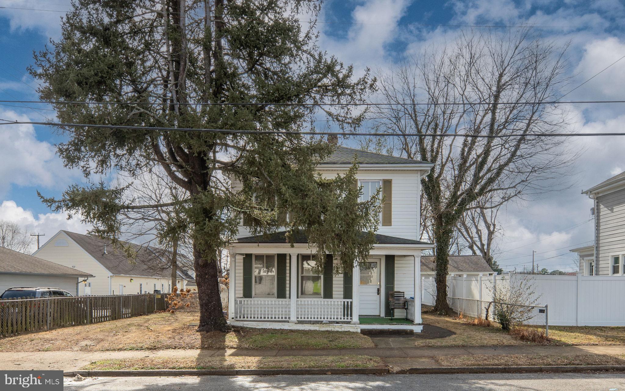 ELLWOOD CITY - Residential