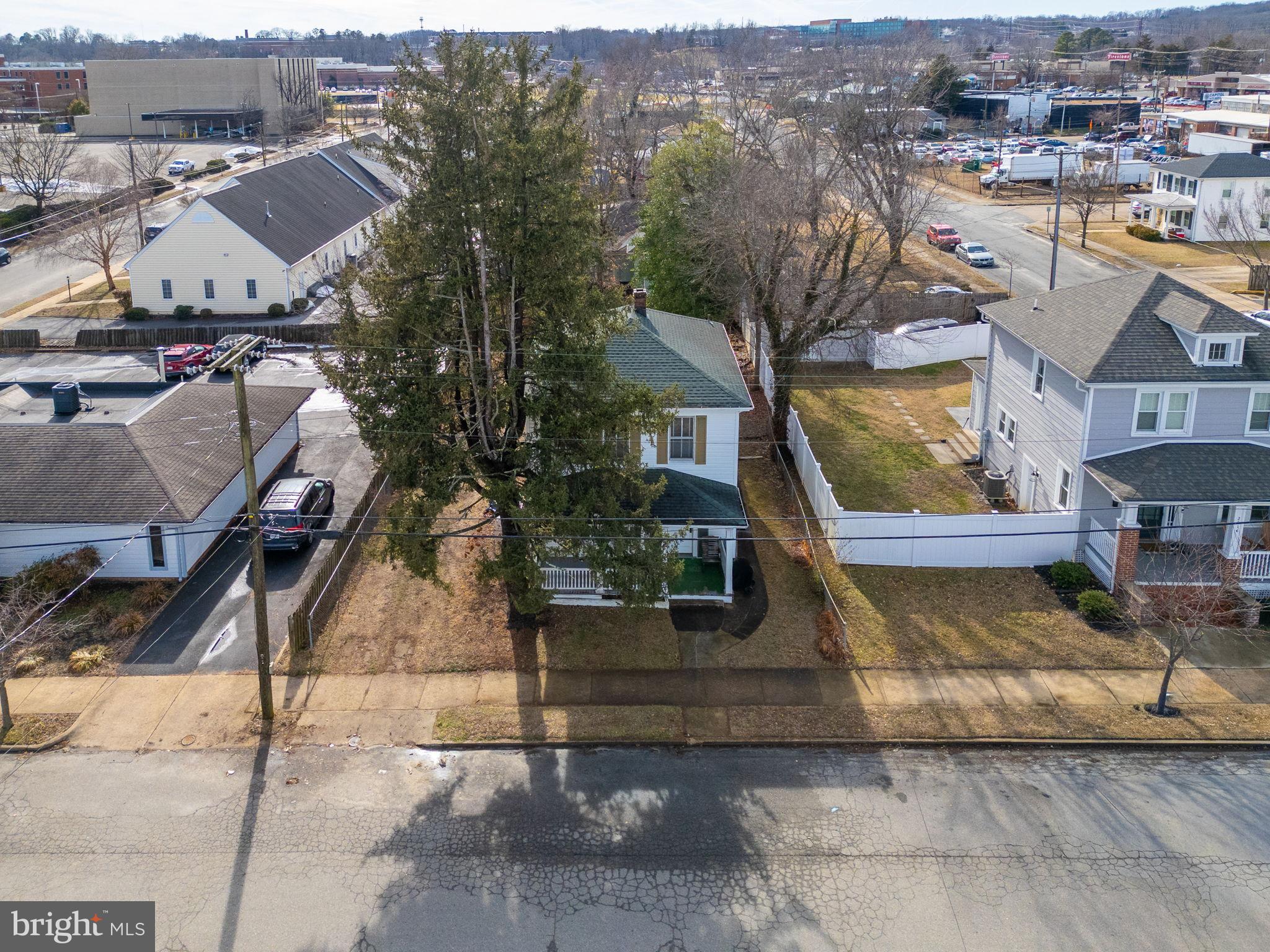 ELLWOOD CITY - Residential