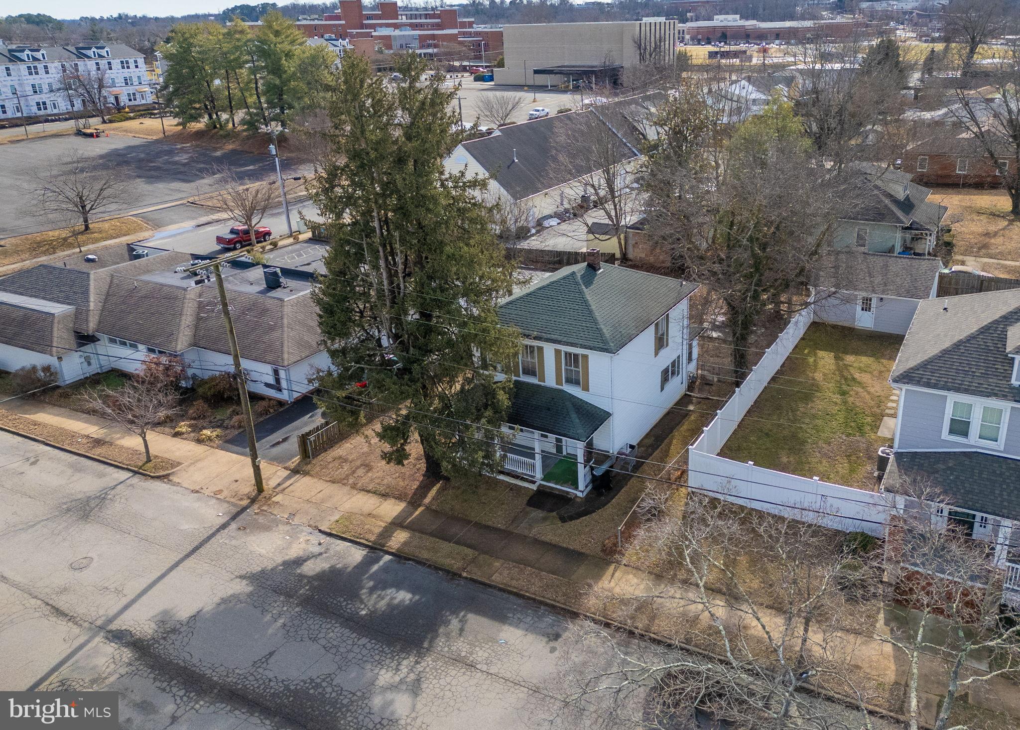 ELLWOOD CITY - Residential