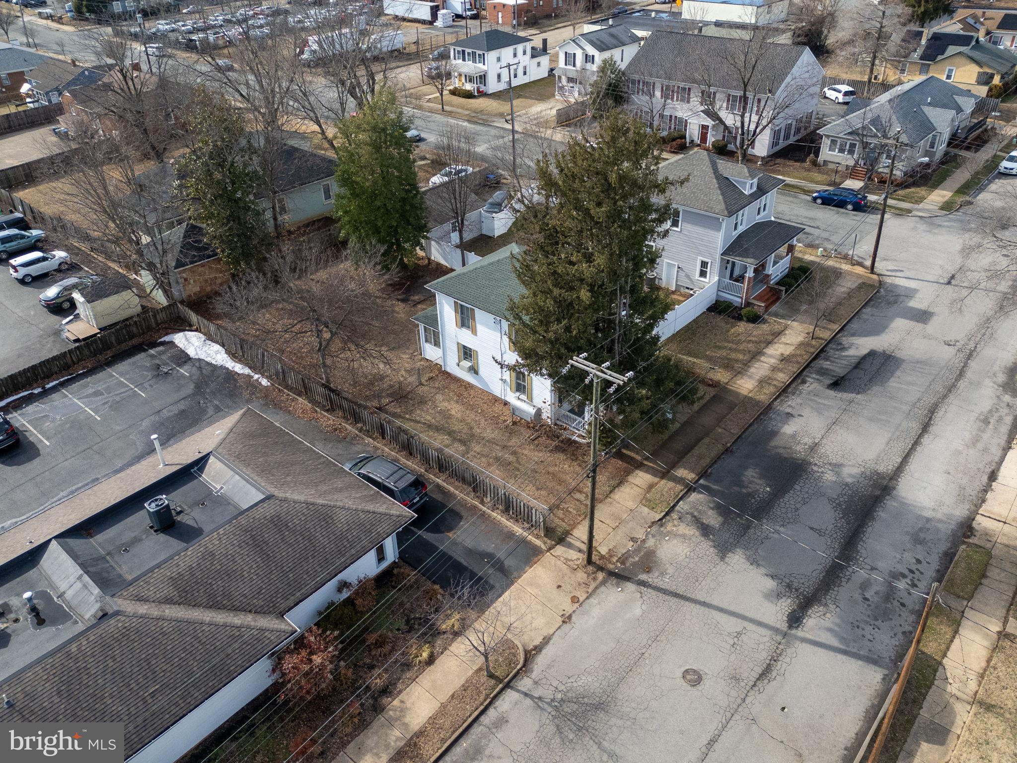 ELLWOOD CITY - Residential