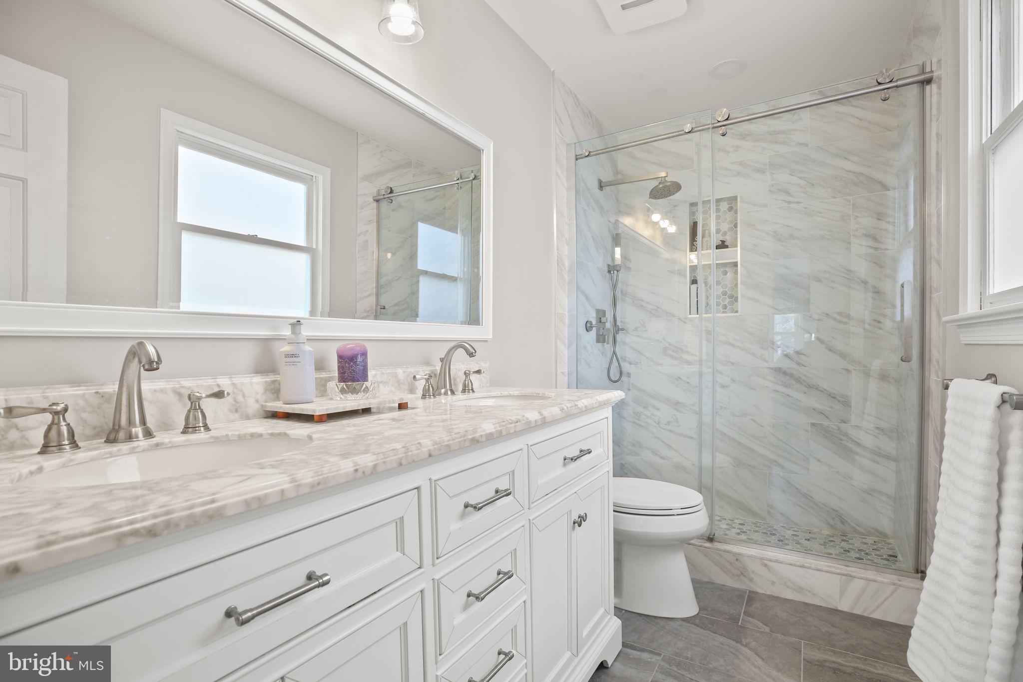 FOX POINT - Residential