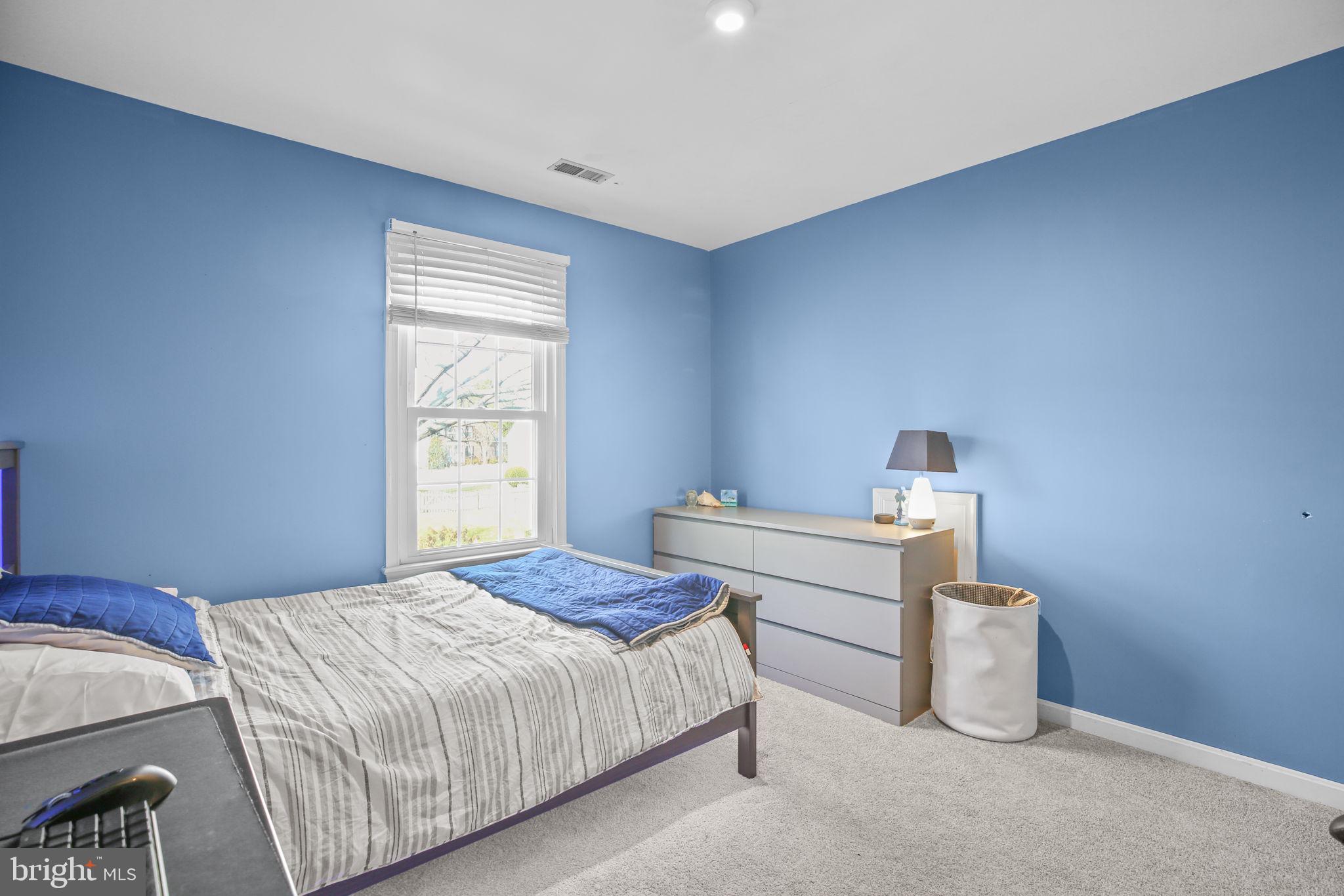 FOX POINT - Residential