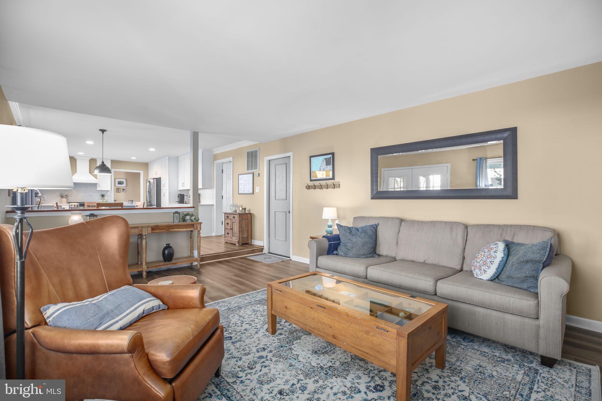 FOX POINT - Residential