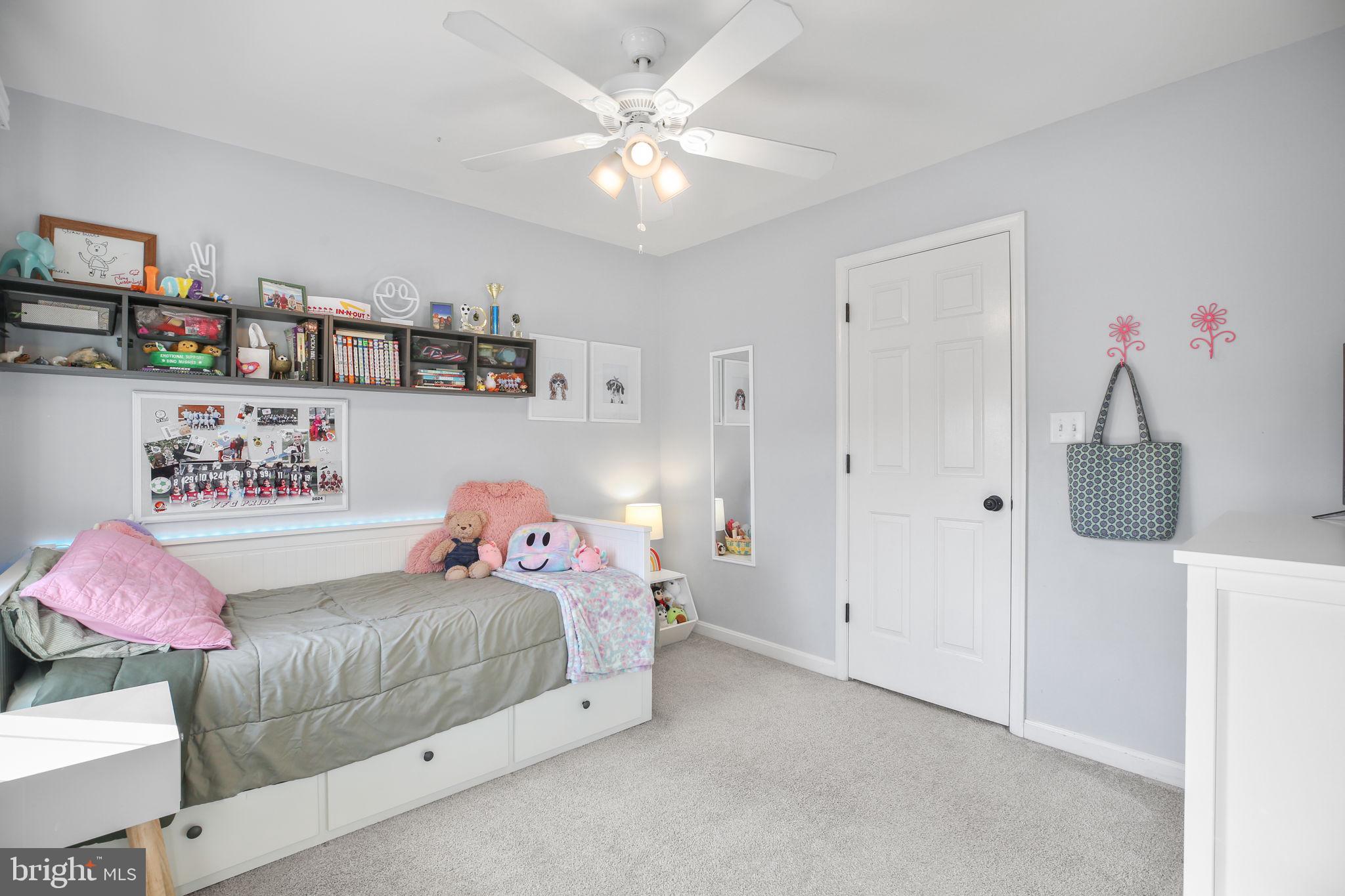 FOX POINT - Residential