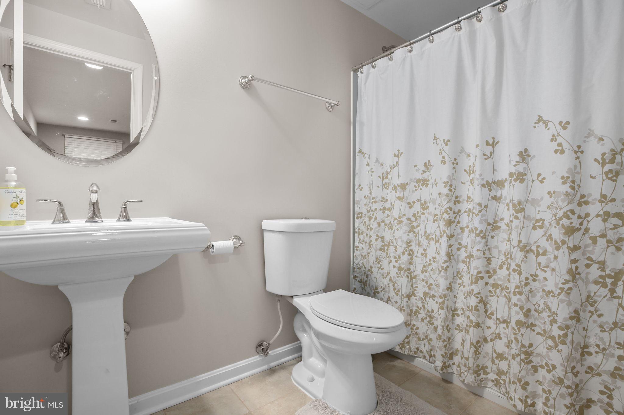 FOX POINT - Residential