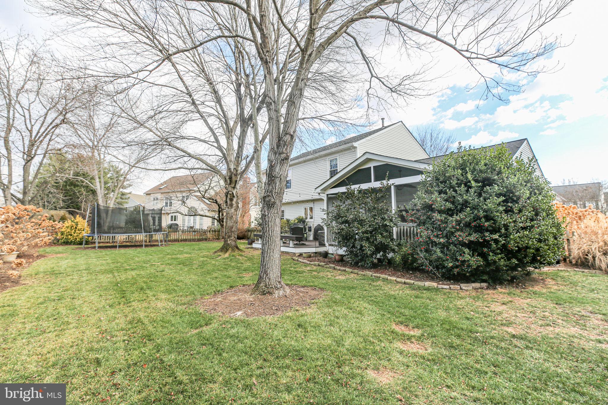 FOX POINT - Residential