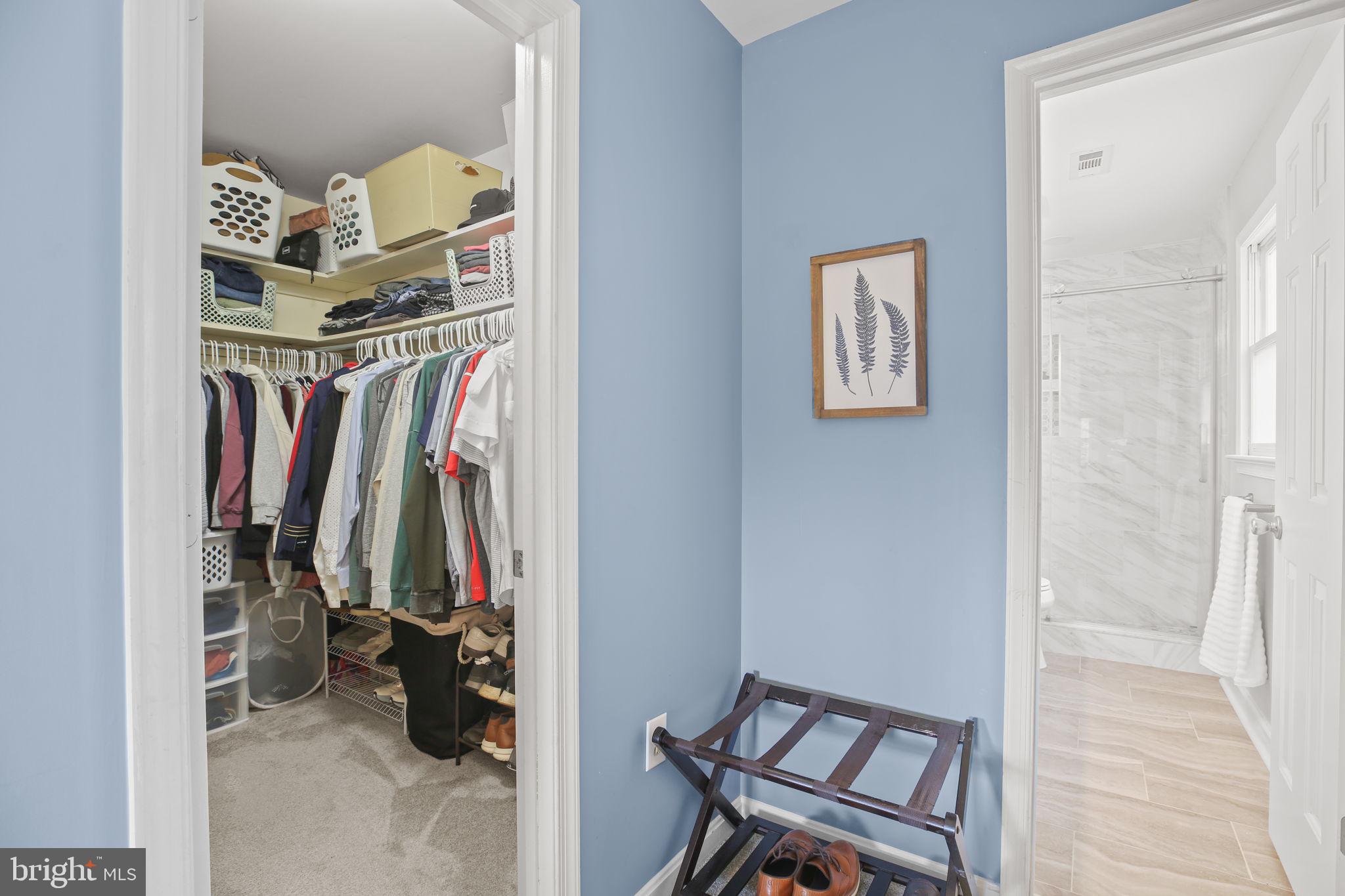 FOX POINT - Residential