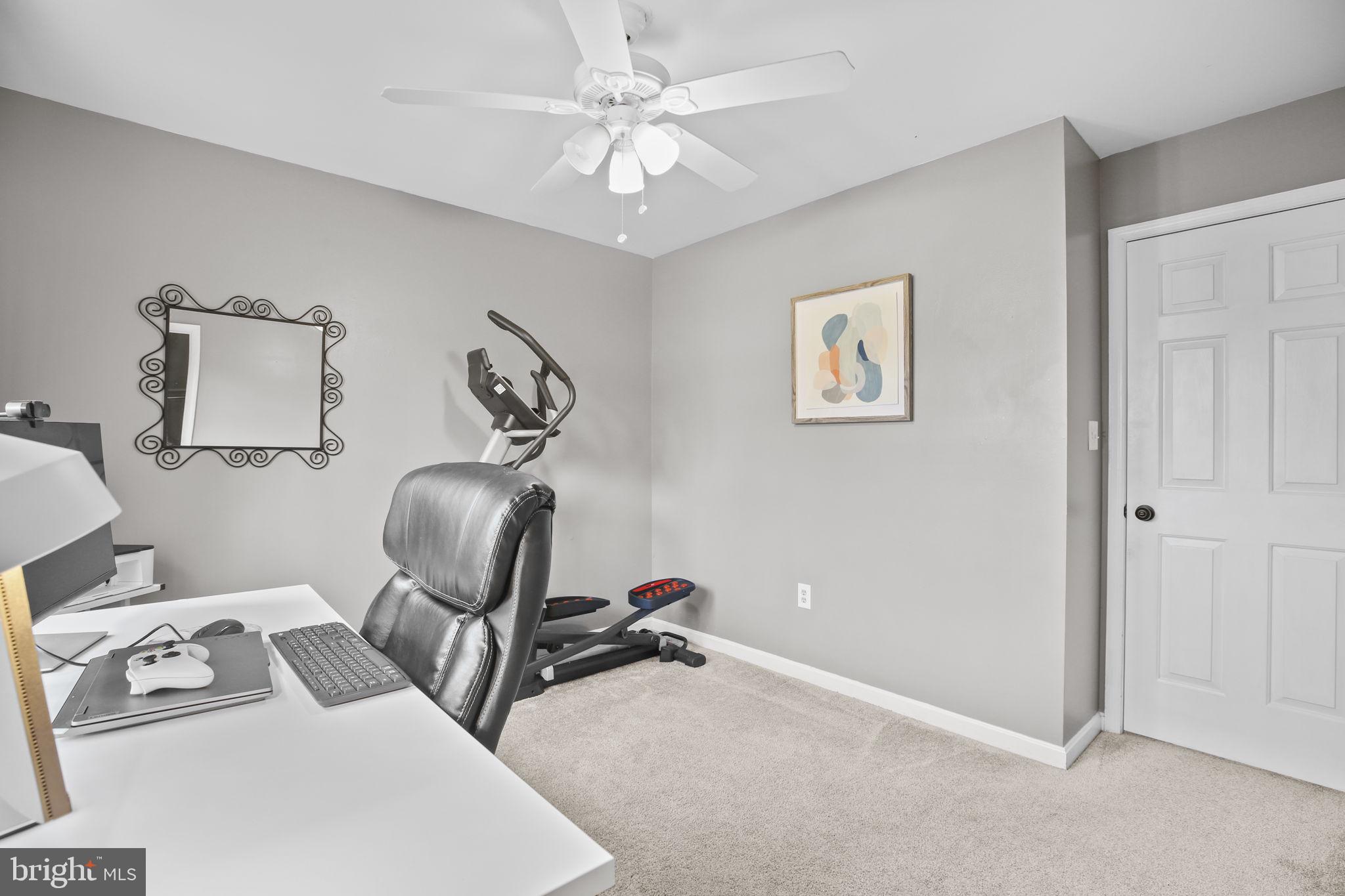 FOX POINT - Residential