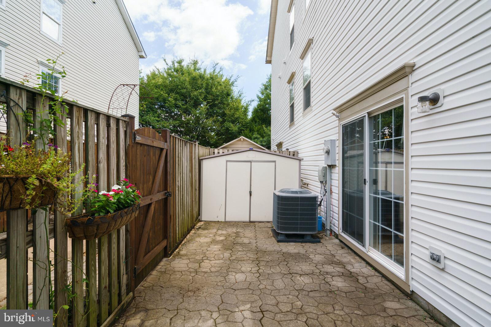 CAMPBELLS TRACE - Residential