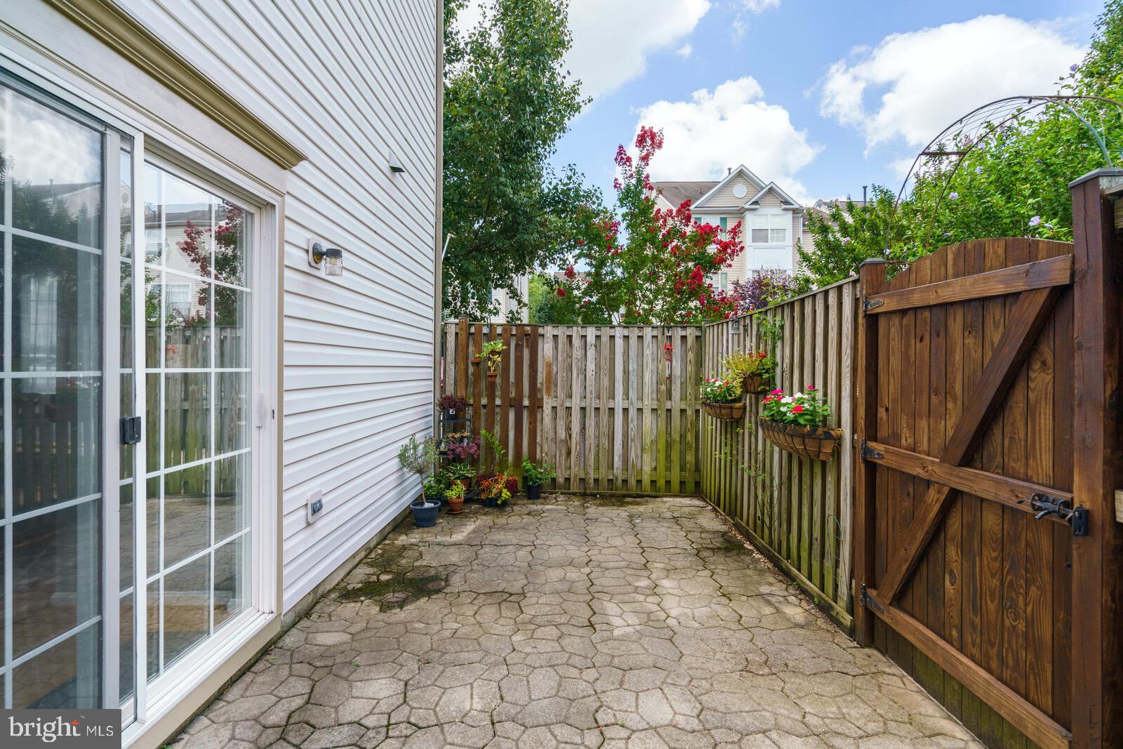 CAMPBELLS TRACE - Residential