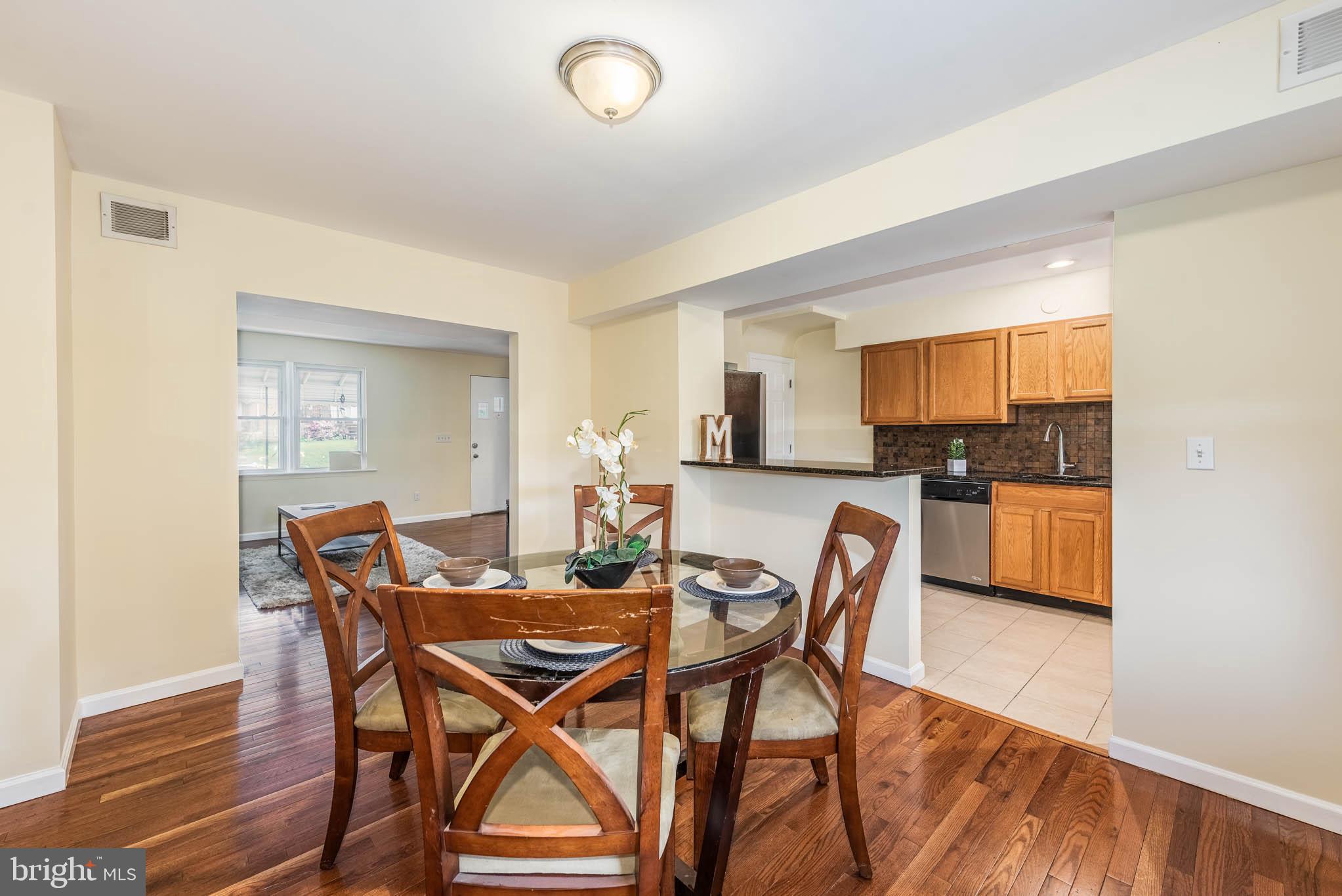 EDNOR GARDENS - LAKESIDE - Residential