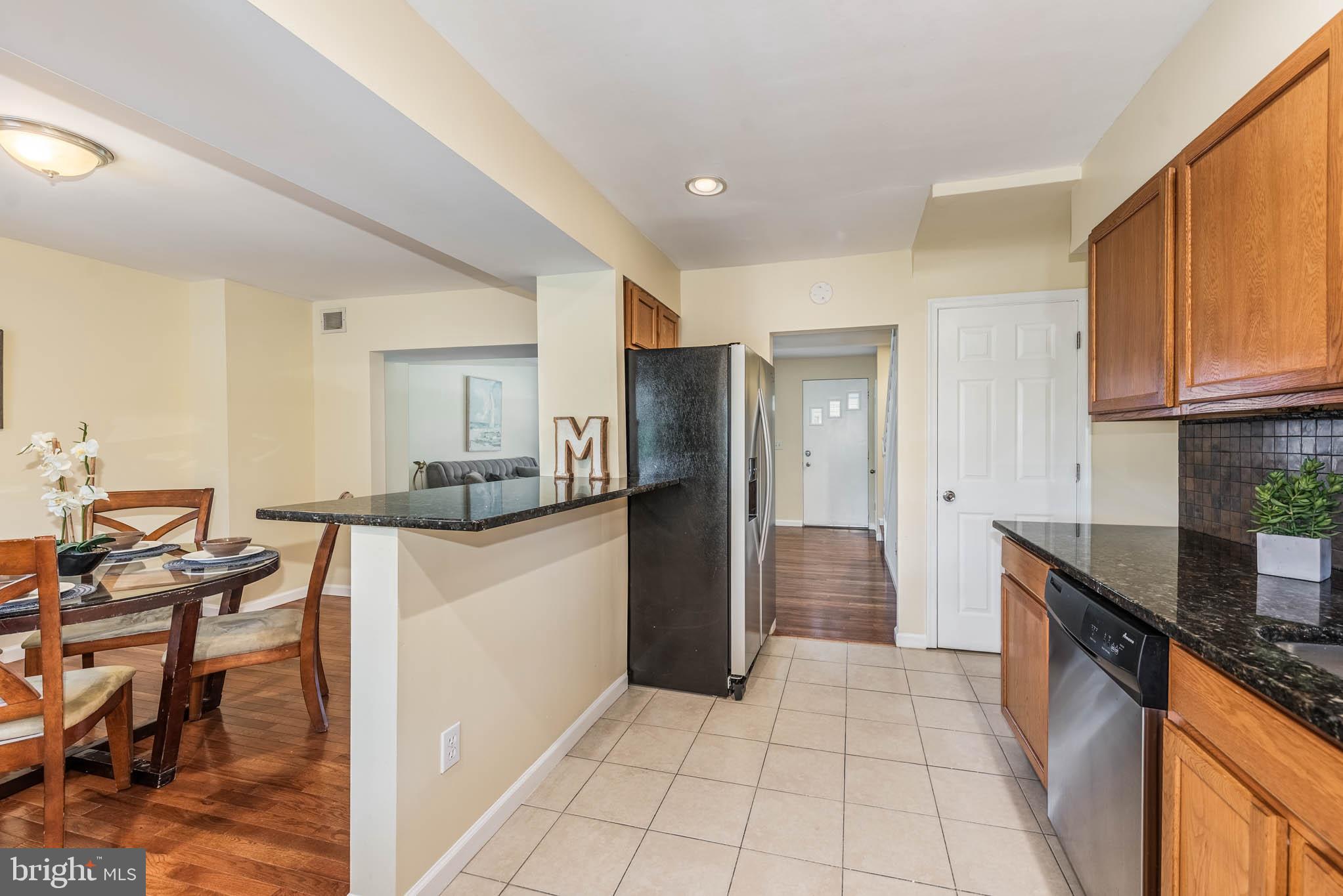 EDNOR GARDENS - LAKESIDE - Residential