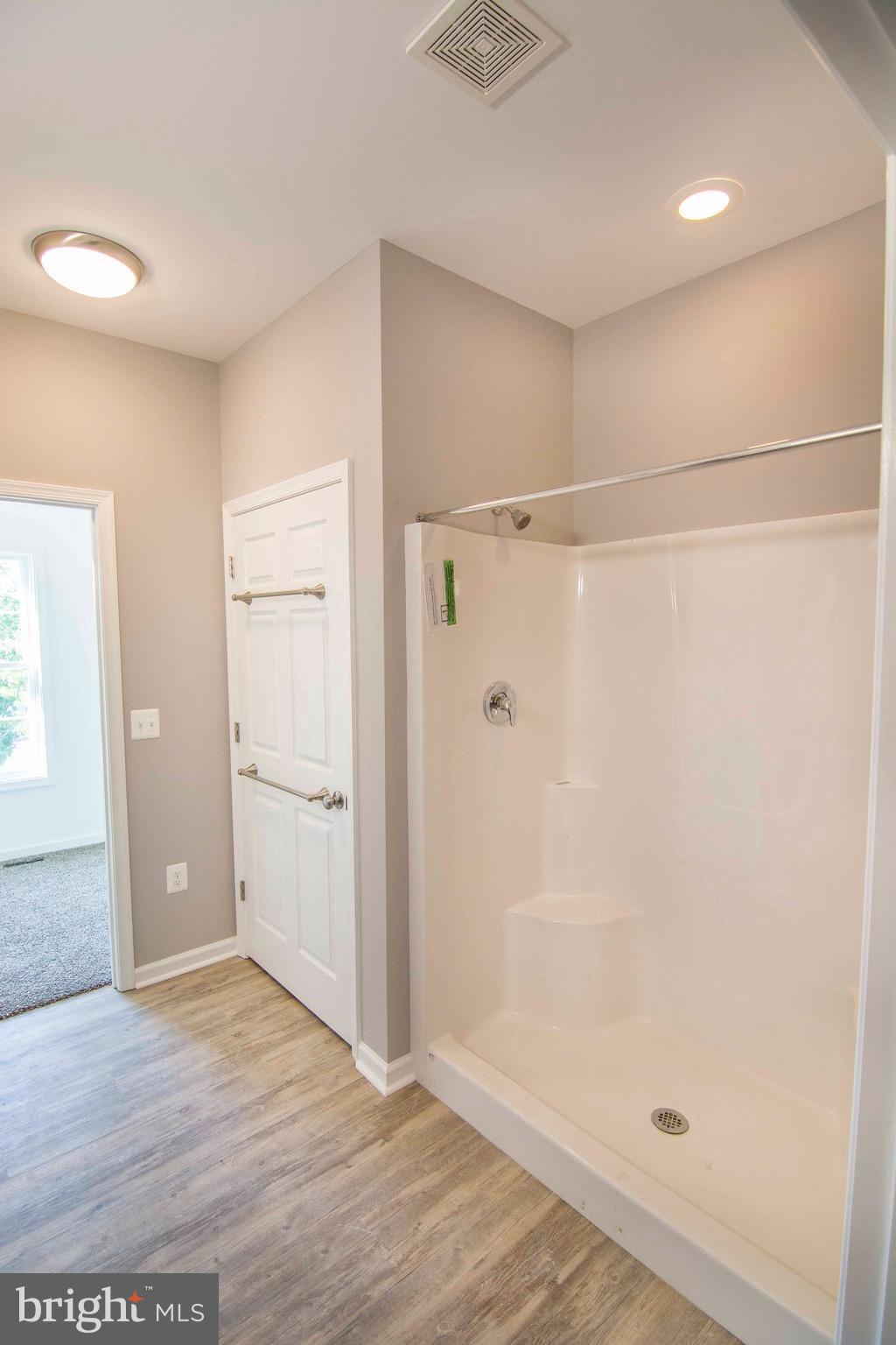 SHEN FARMS RIVERVIEW - Residential