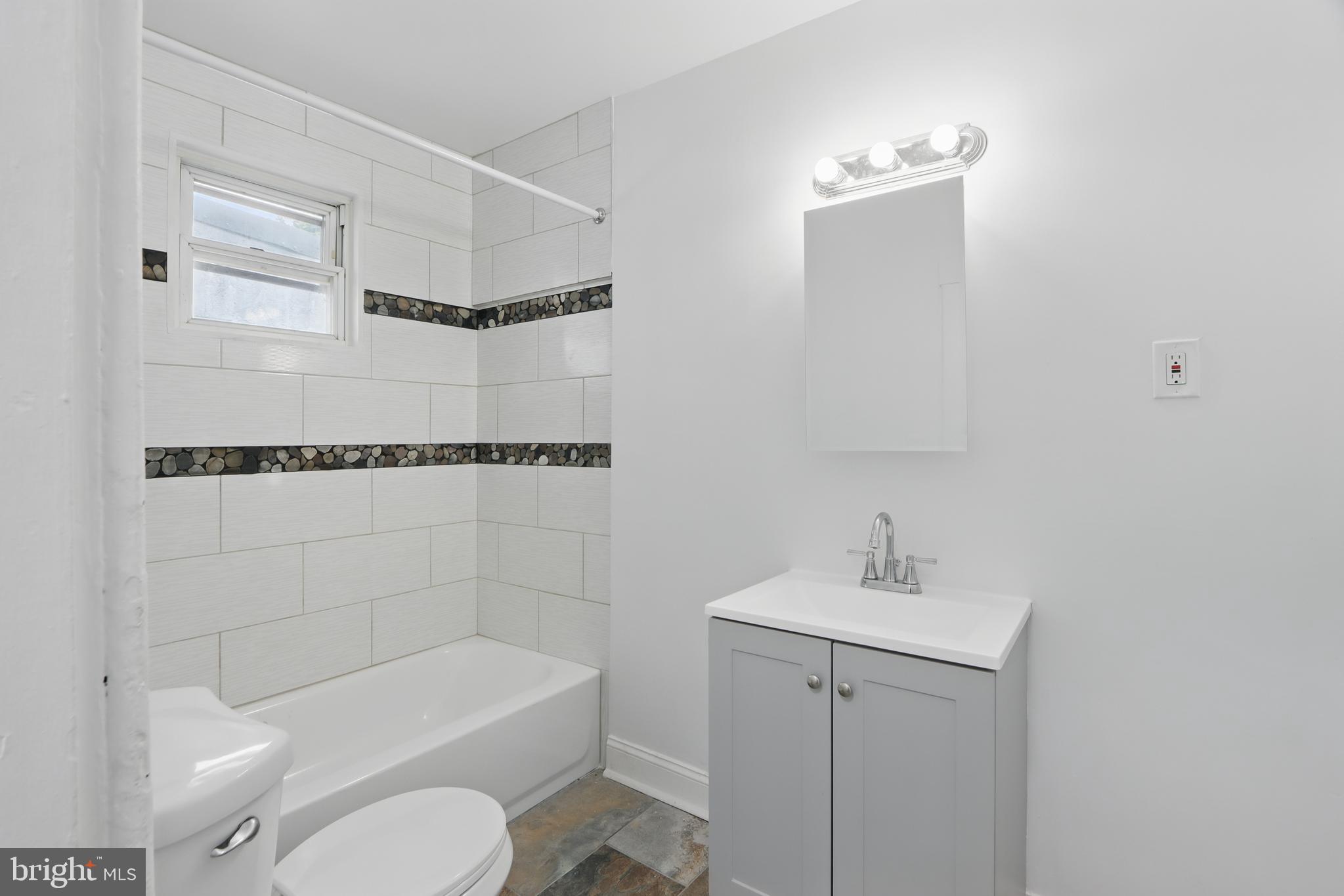 OAKENSHAWE - Residential