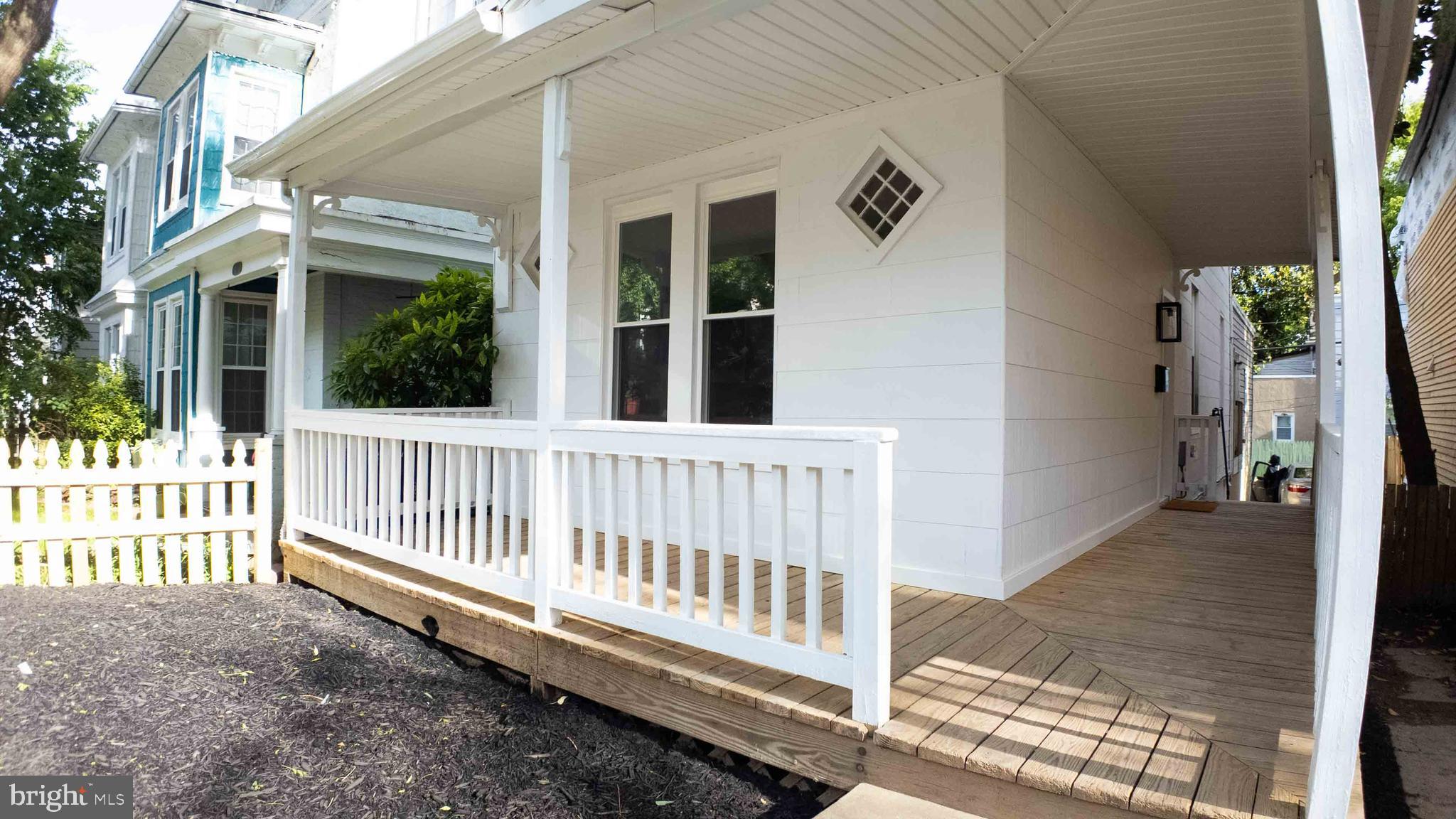 OAKENSHAWE - Residential