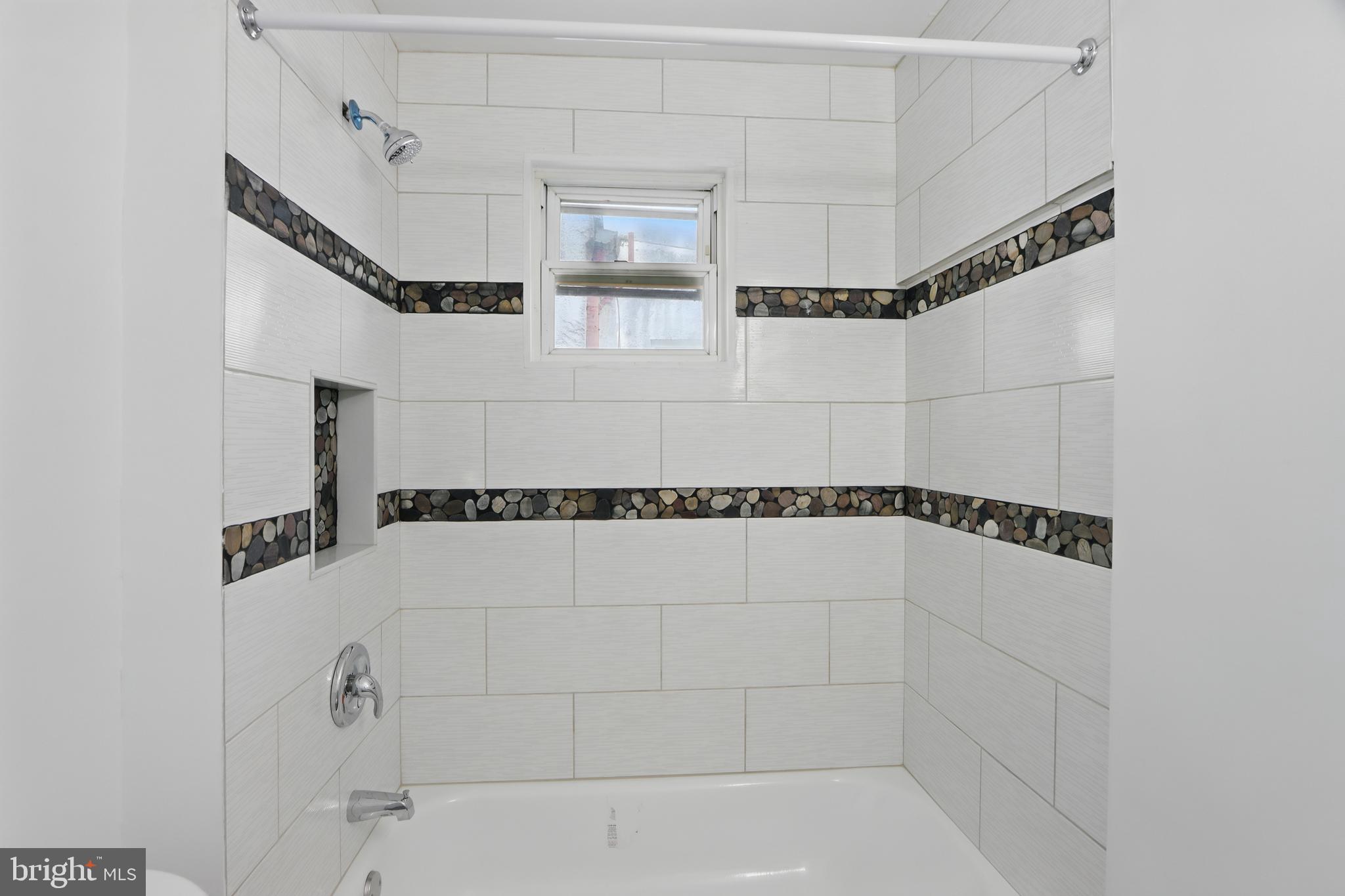 OAKENSHAWE - Residential