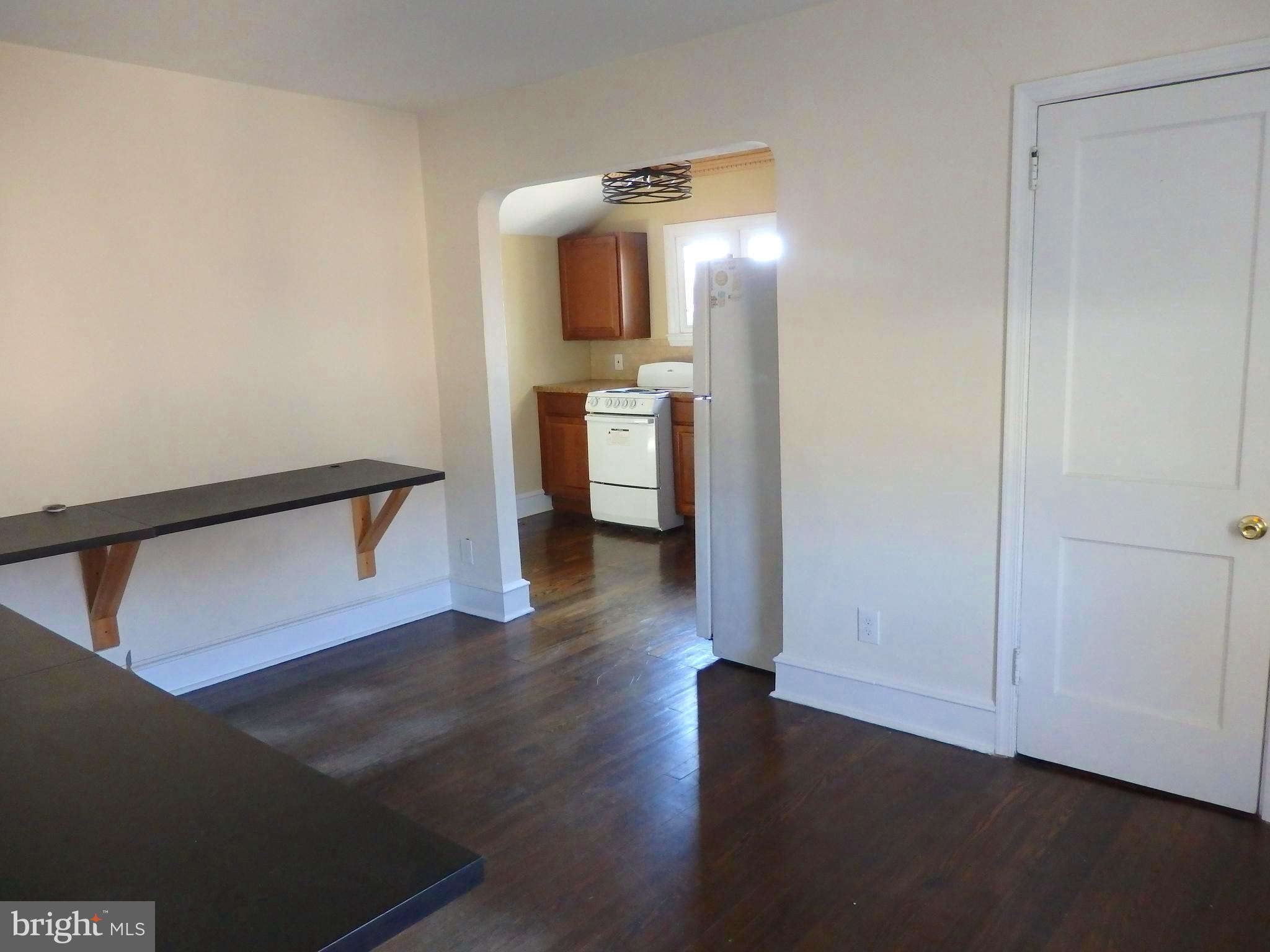 MANOA - Commercial Sale