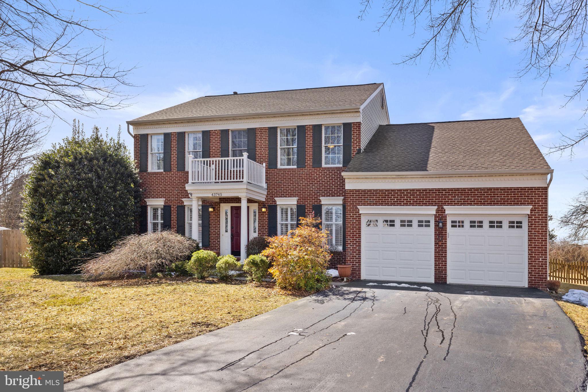 FARMWELL HUNT - Residential