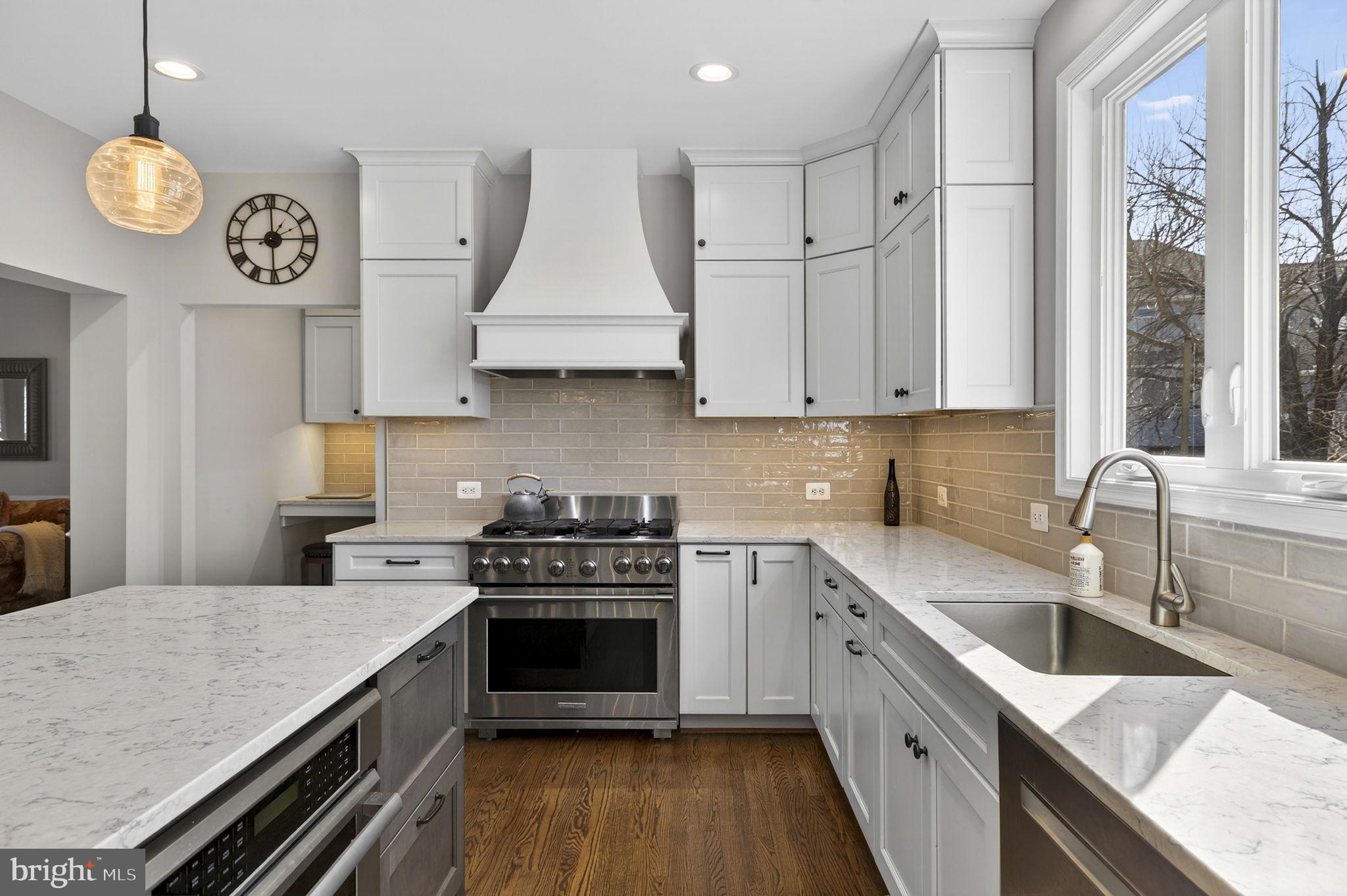 FARMWELL HUNT - Residential