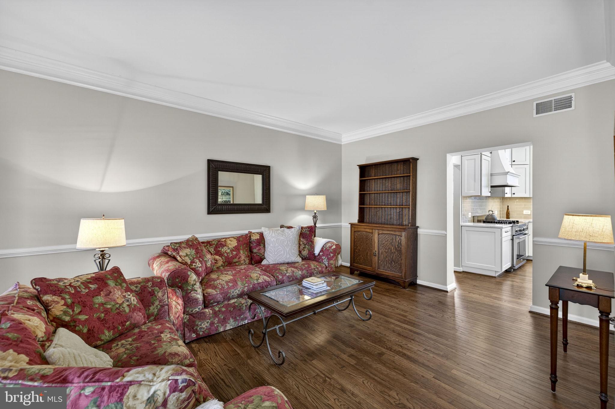 FARMWELL HUNT - Residential