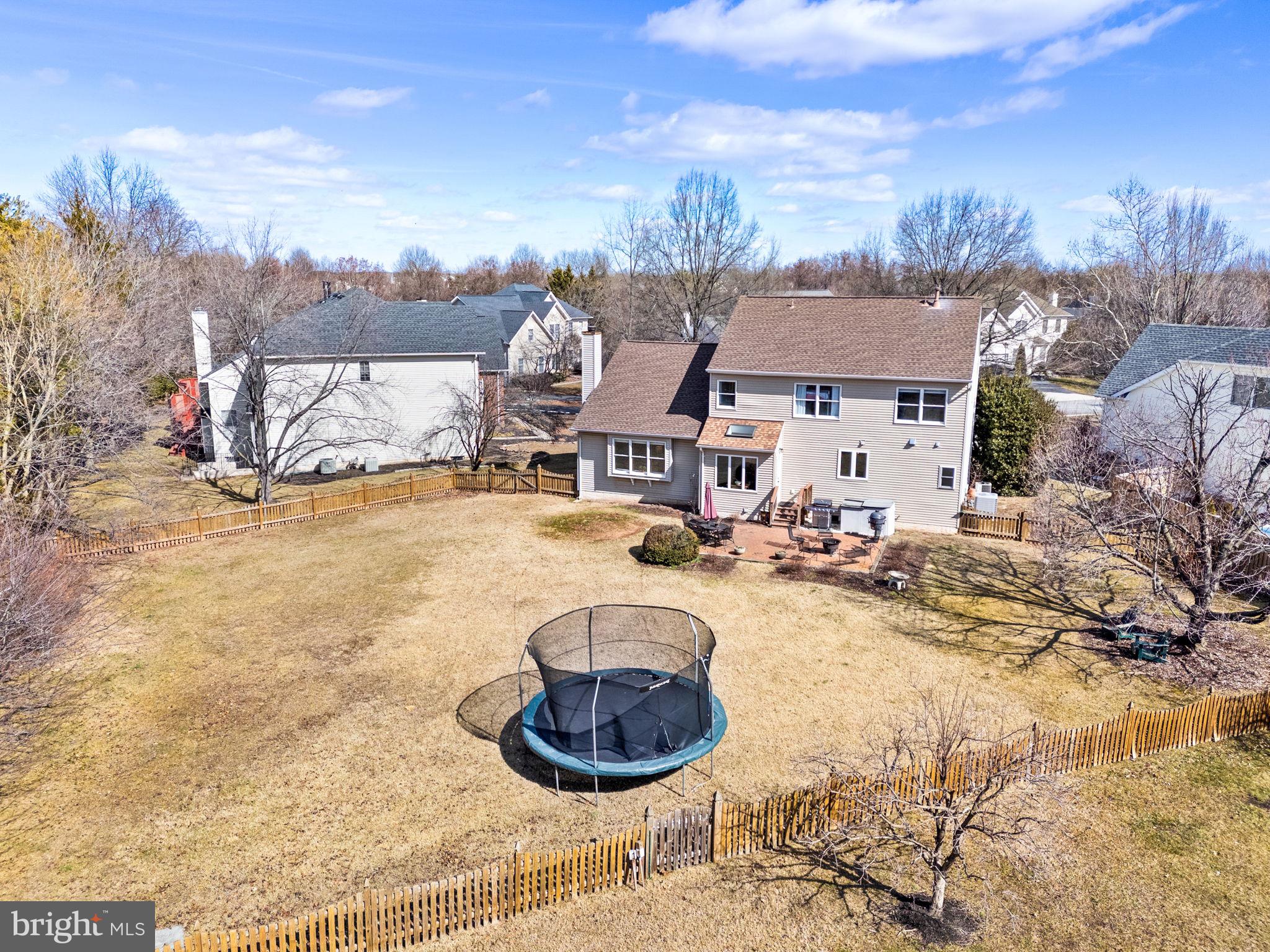 FARMWELL HUNT - Residential