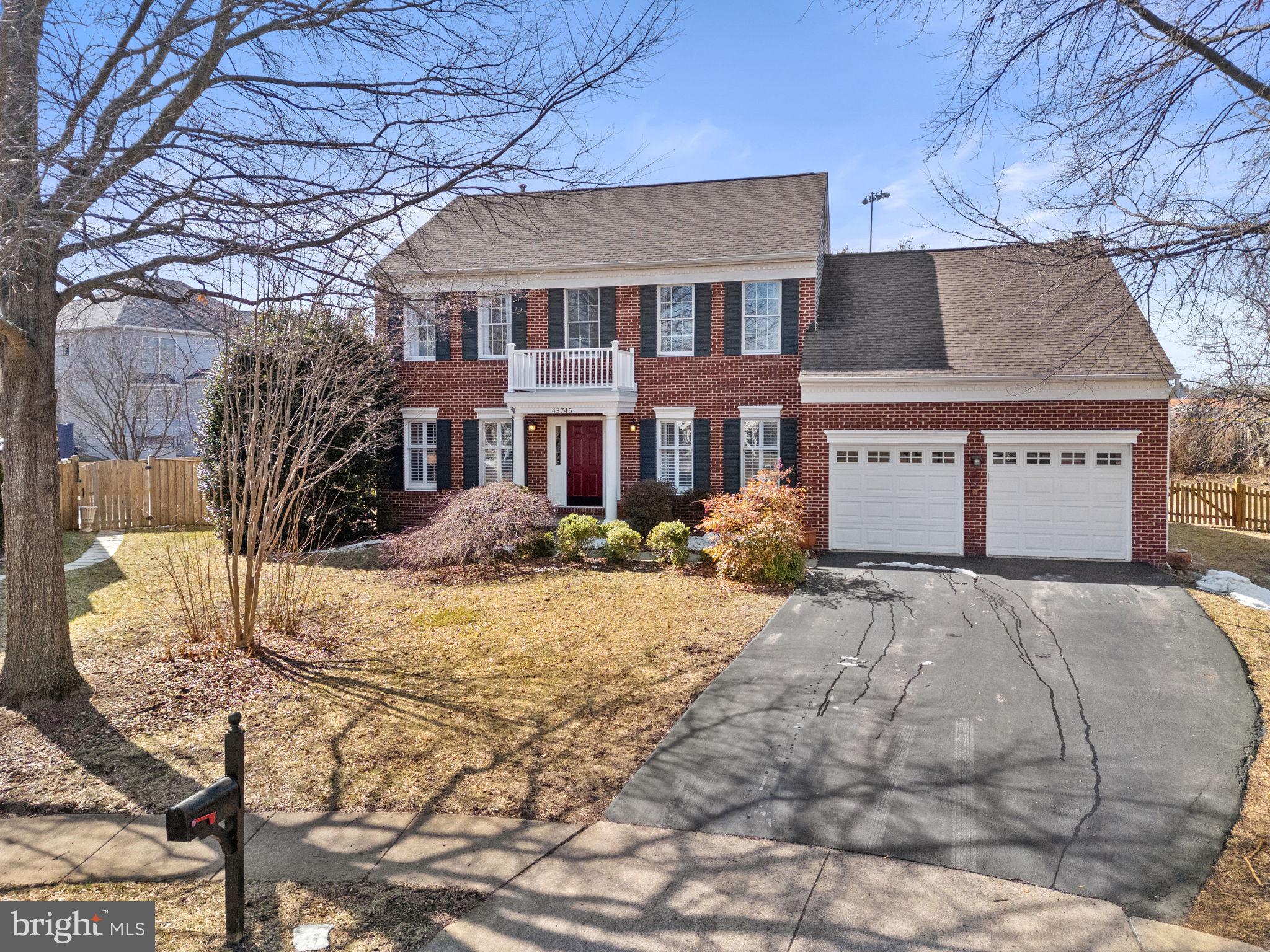 FARMWELL HUNT - Residential