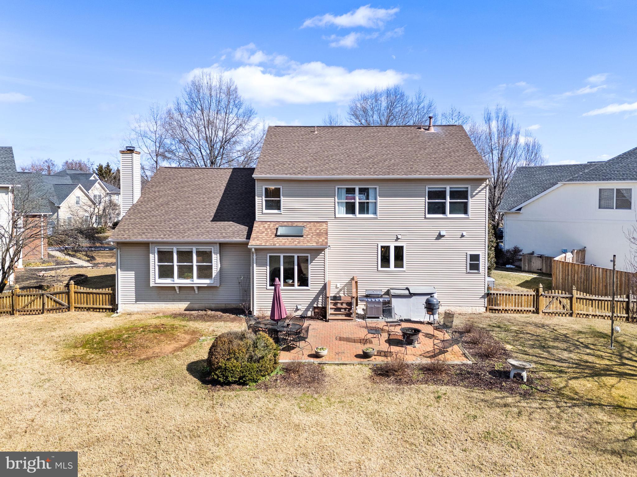 FARMWELL HUNT - Residential