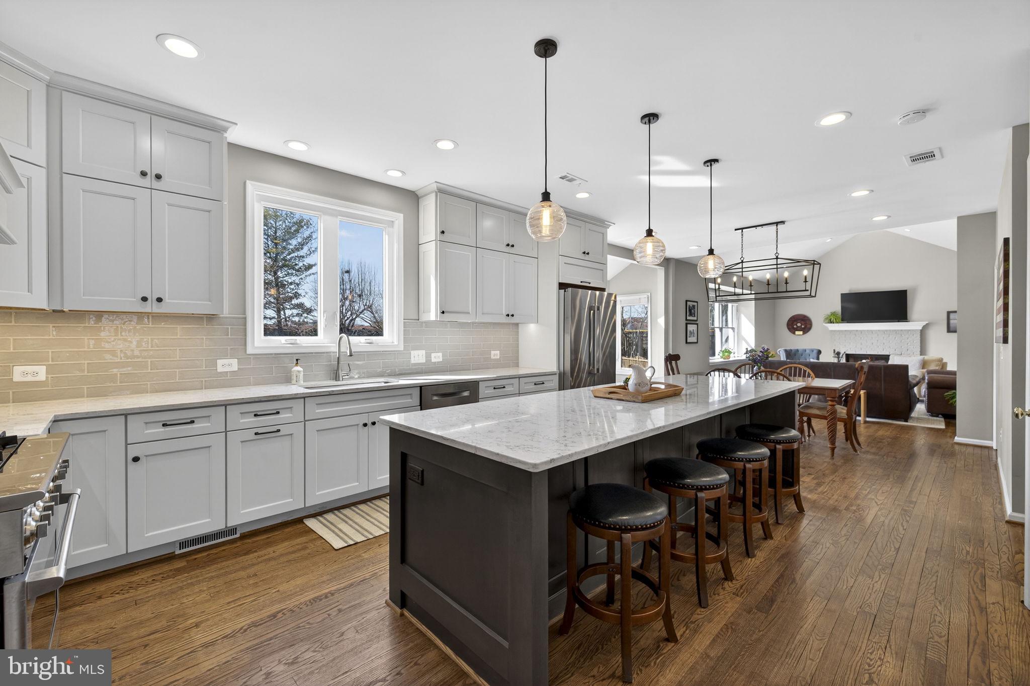 FARMWELL HUNT - Residential