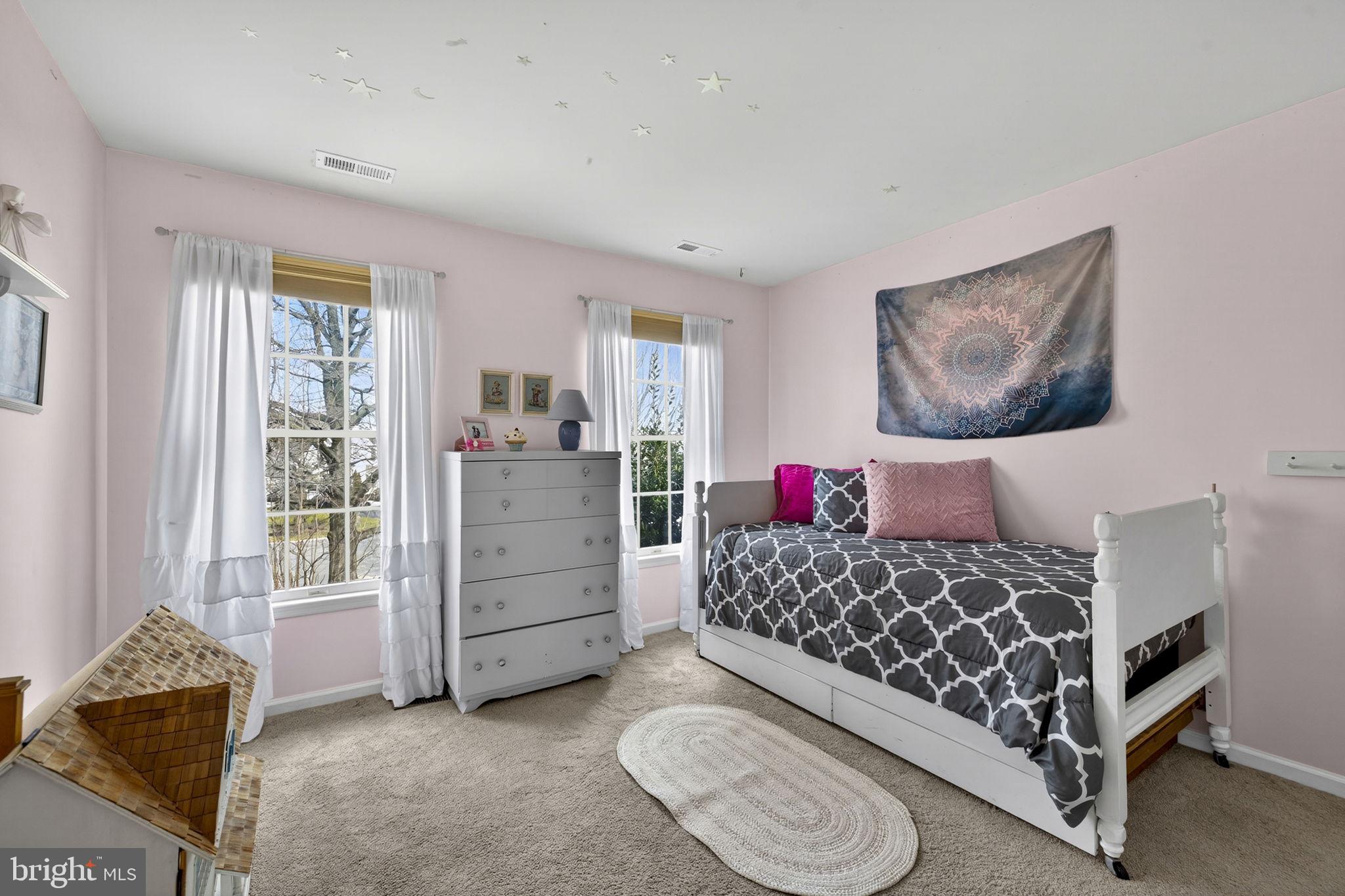 FARMWELL HUNT - Residential