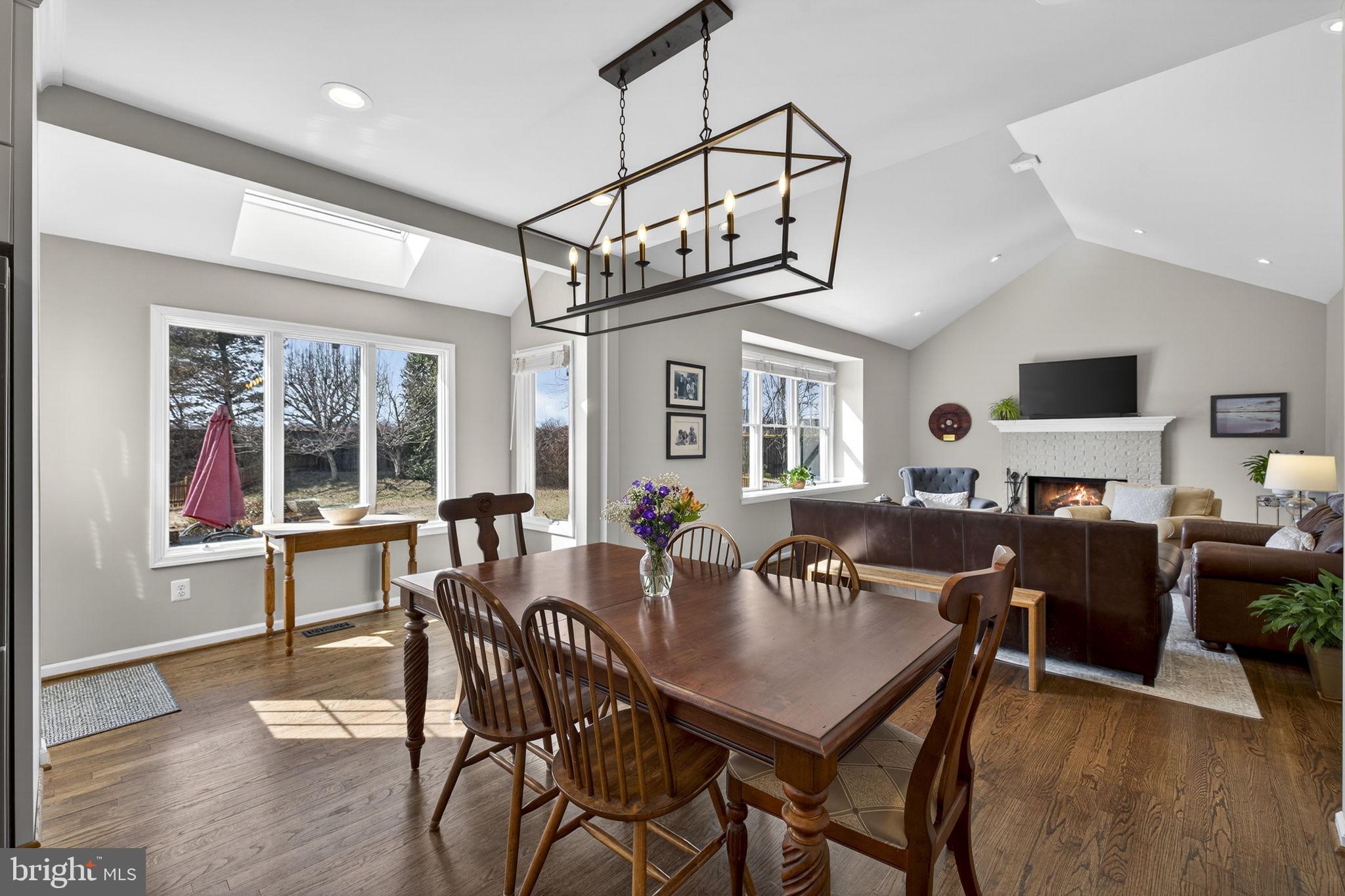 FARMWELL HUNT - Residential