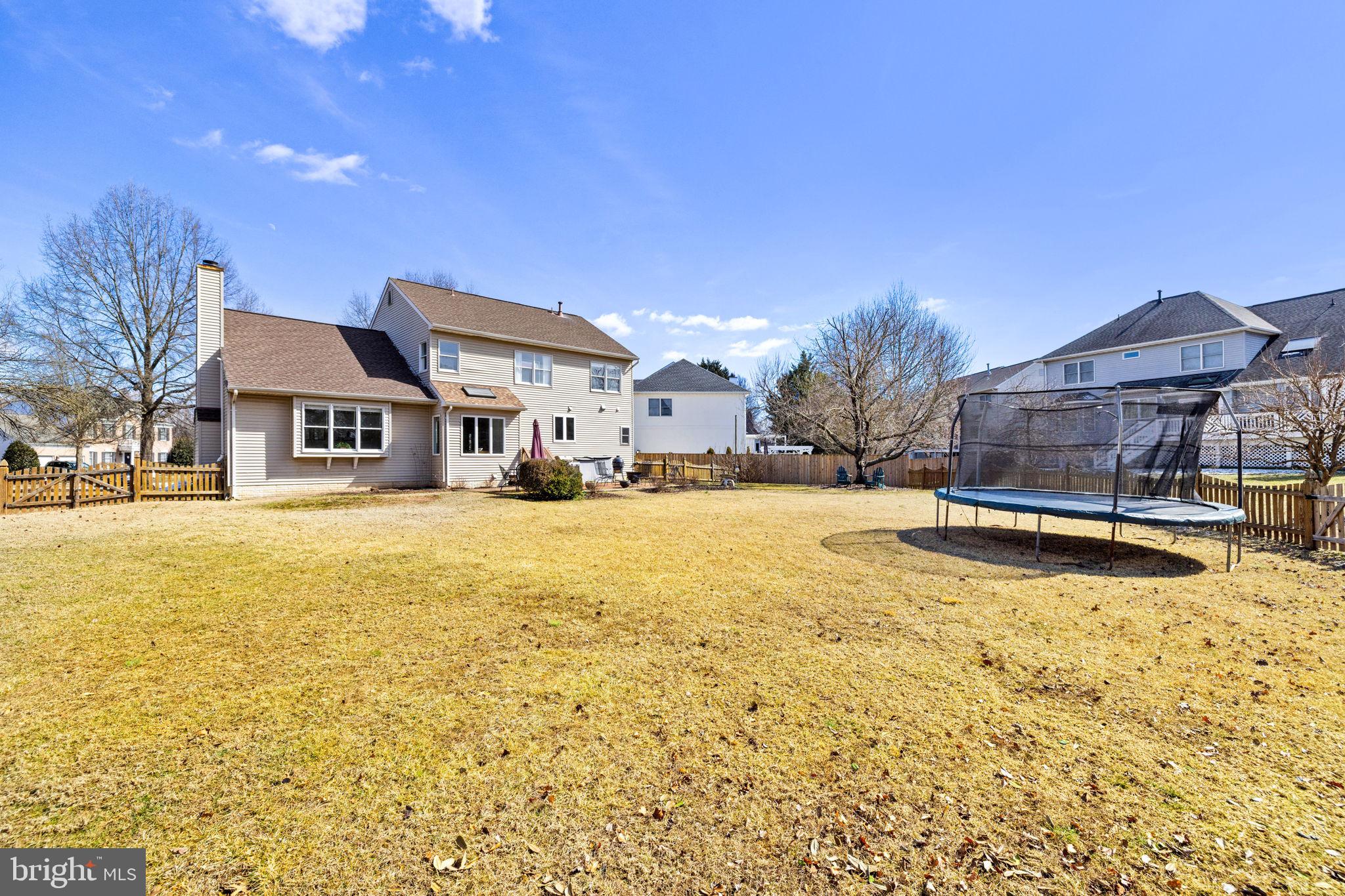 FARMWELL HUNT - Residential