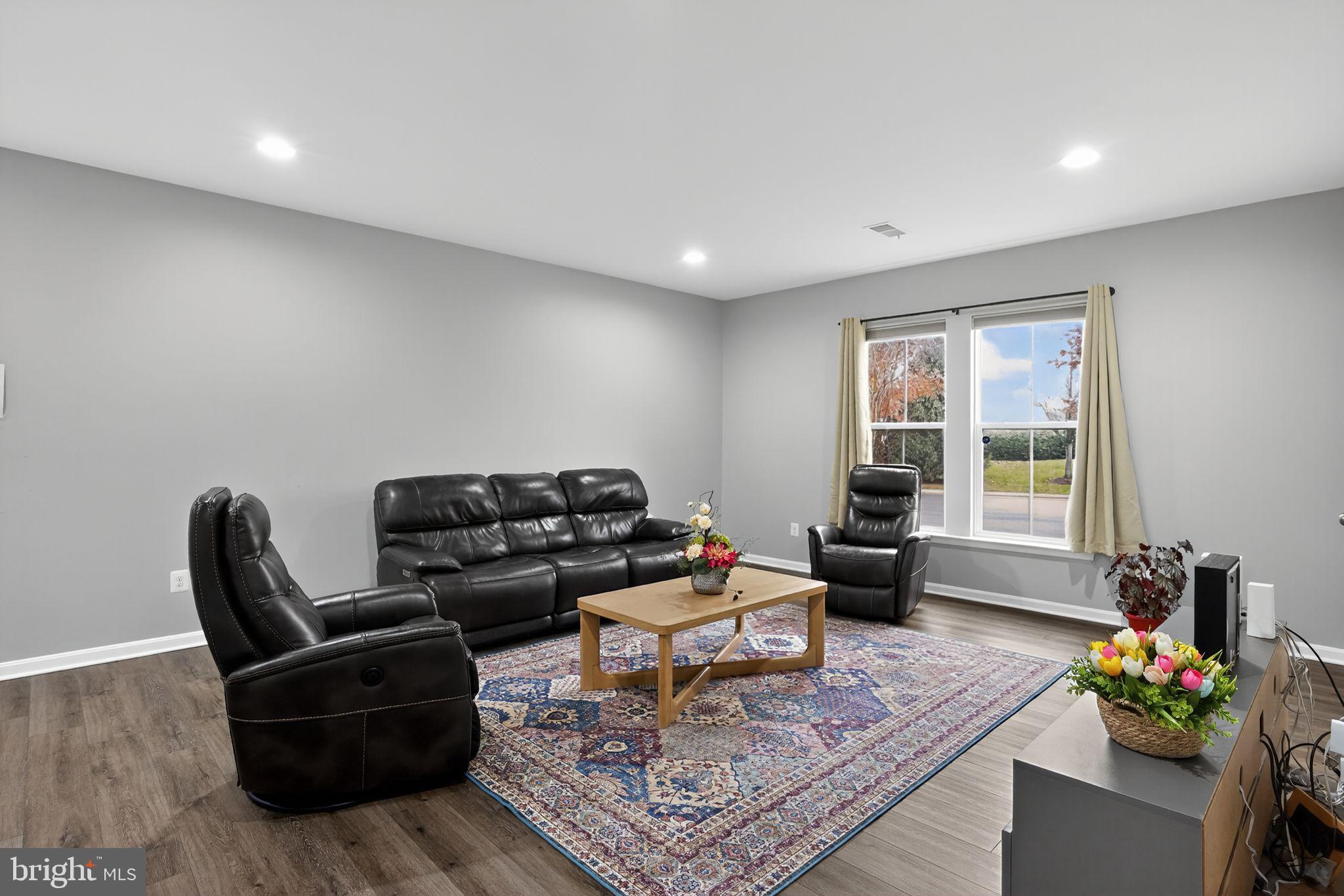 BRAMBLETON - Residential