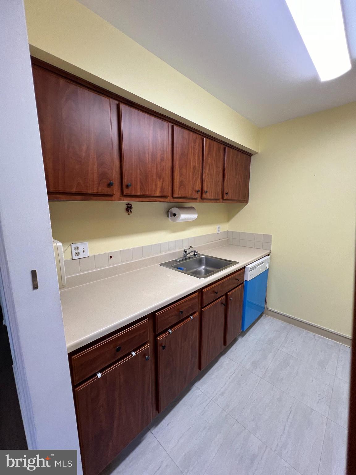 SUN VALLEY CONDOMINIUMS - Residential