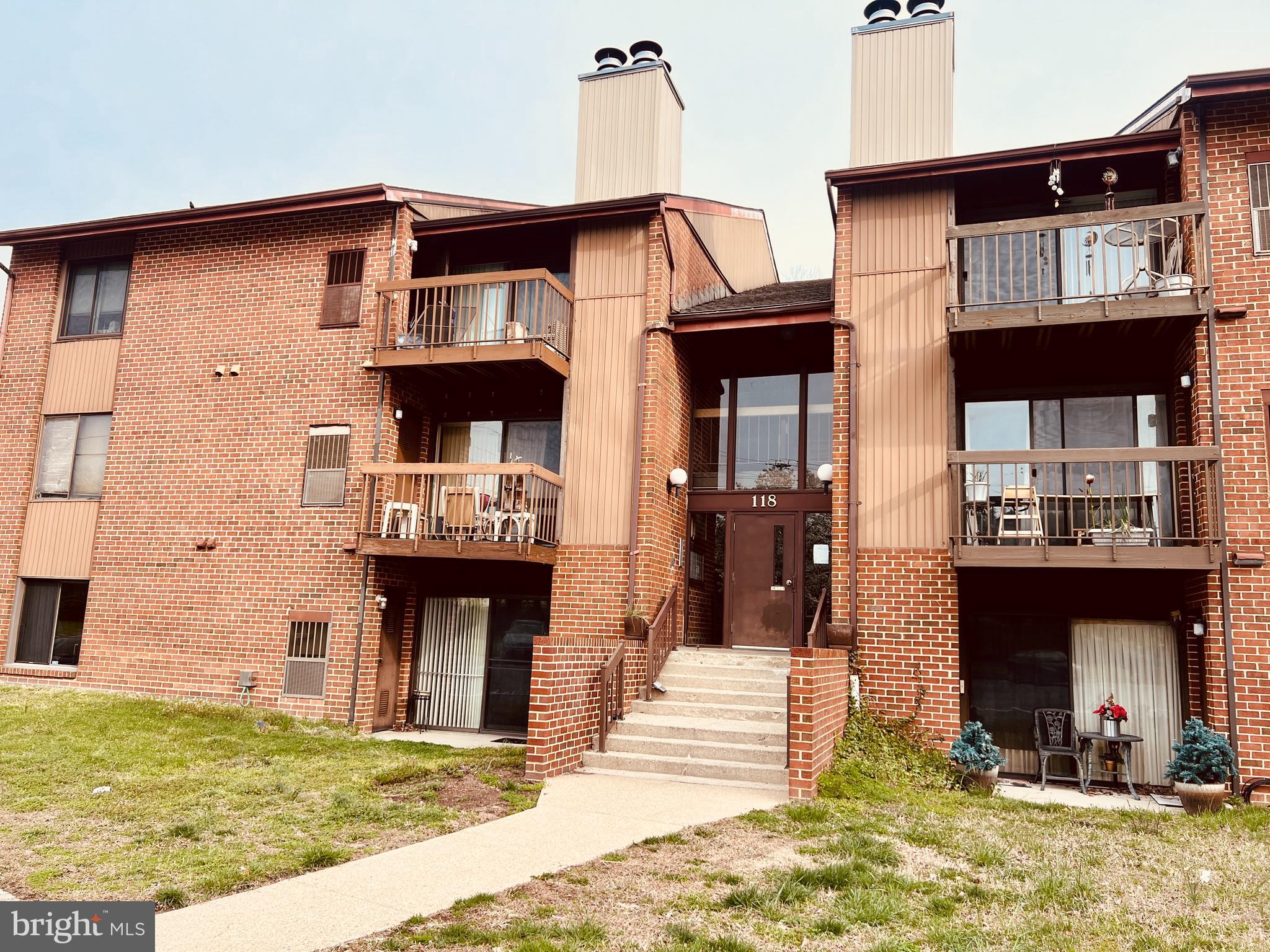 SUN VALLEY CONDOMINIUMS - Residential