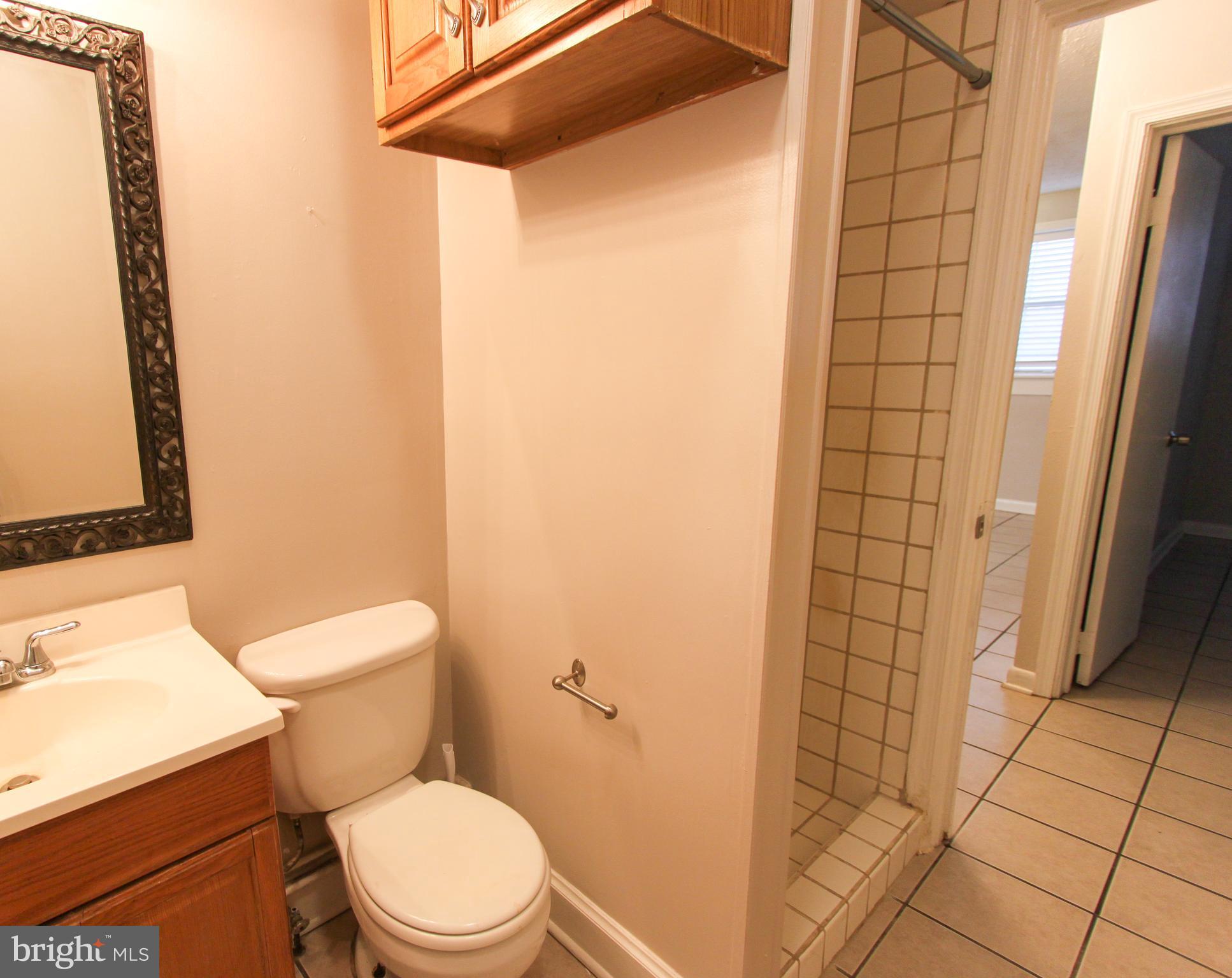 SHANNONDALE - Residential Lease