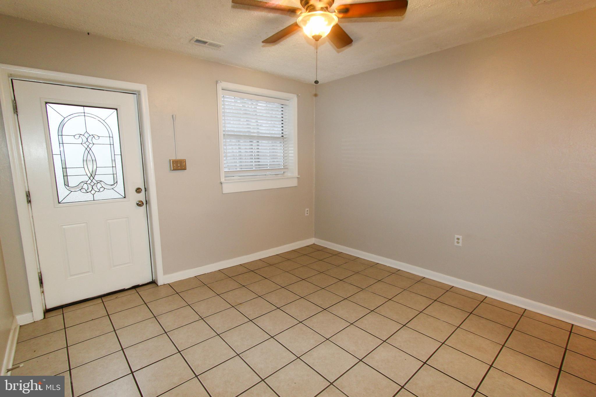 SHANNONDALE - Residential Lease