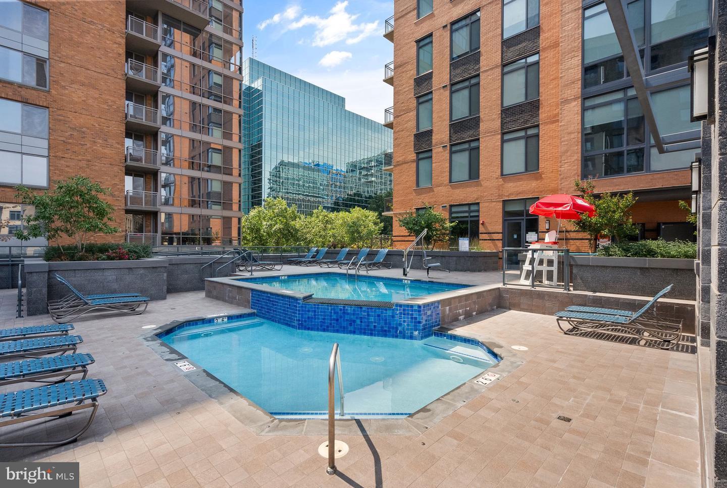 COURTHOUSE - Residential Lease