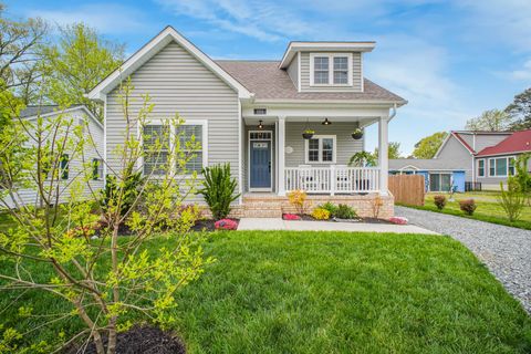 1111 LOSSING AVENUE COLONIAL BEACH VA 22443
