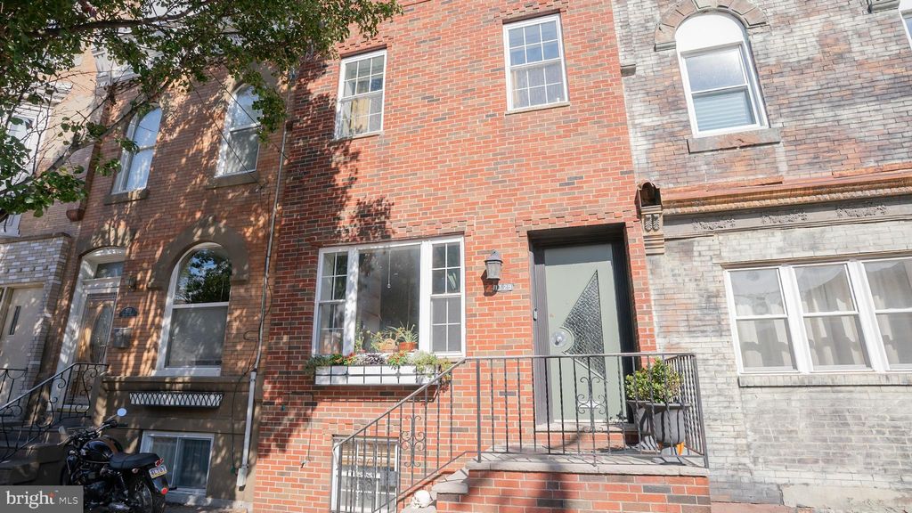 Photo of 1329 W Porter Street, PHILADELPHIA, PA 19148 (MLS # PAPH2546640)