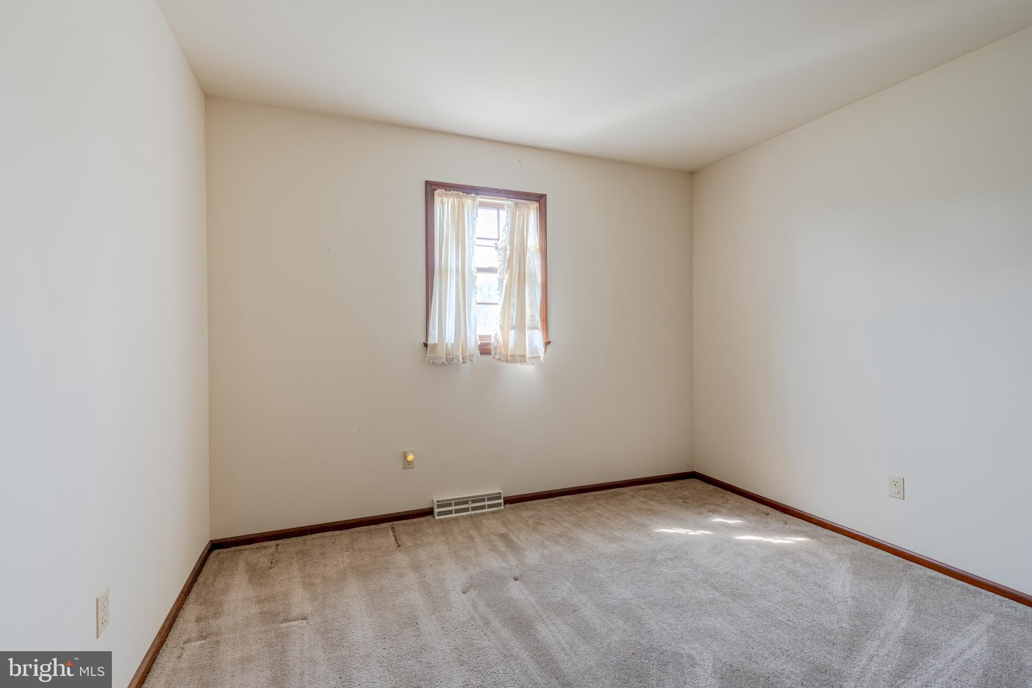 BANGOR - Residential