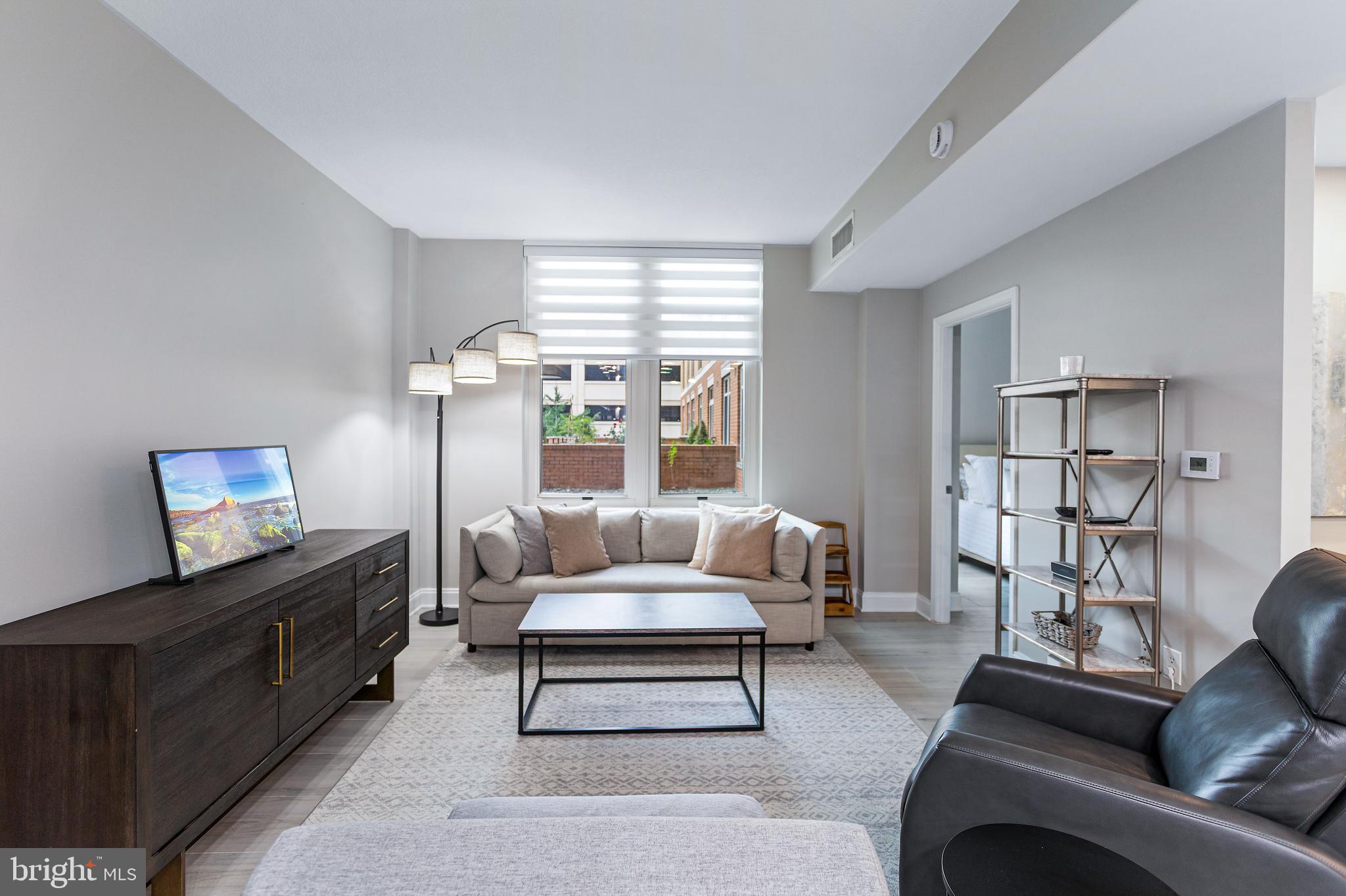 NATIONAL HARBOR - Residential