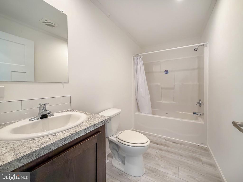 PENNWOOD CROSSING - Residential