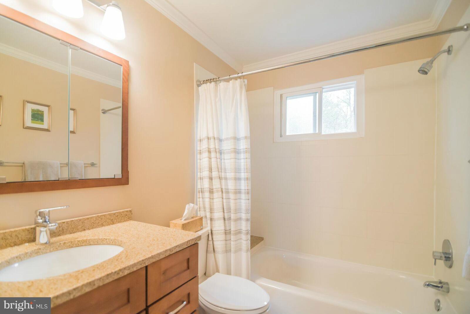 BROOKVILLE - Residential