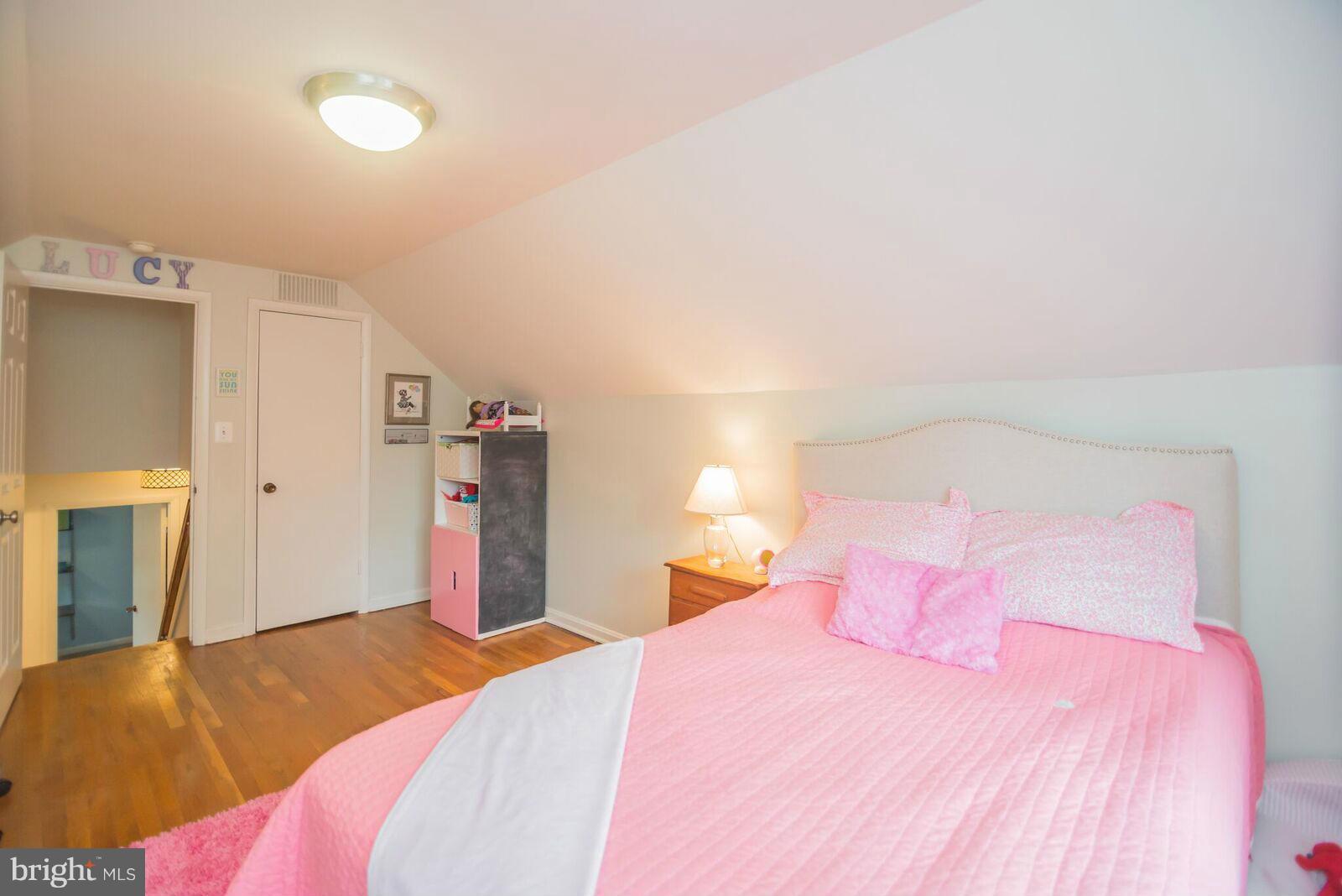 BROOKVILLE - Residential