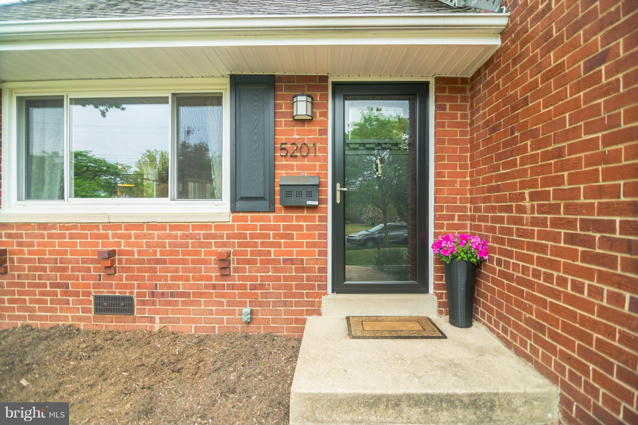 BROOKVILLE - Residential